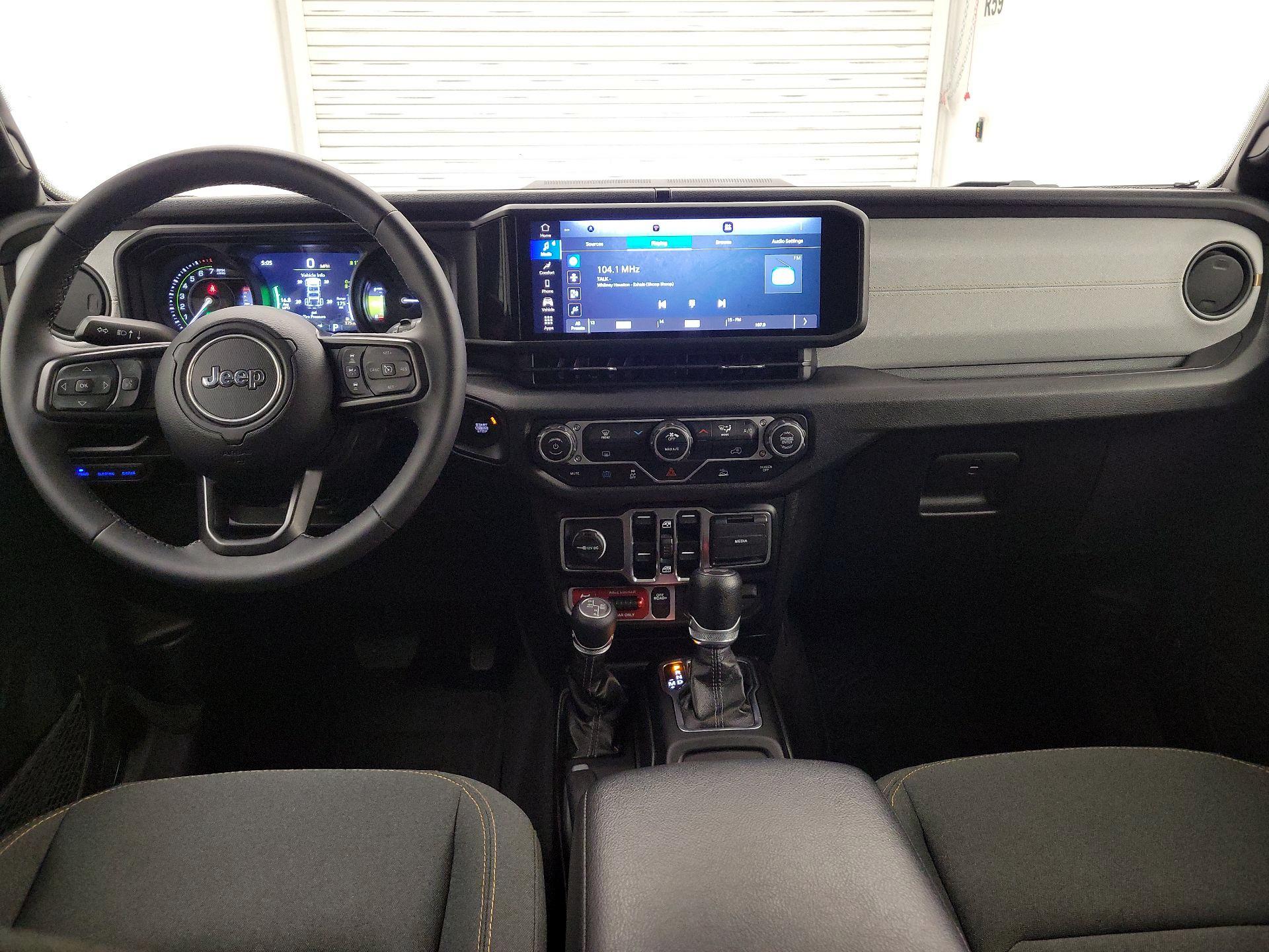 Thumbnail: 2025 Jeep Wrangler - 9