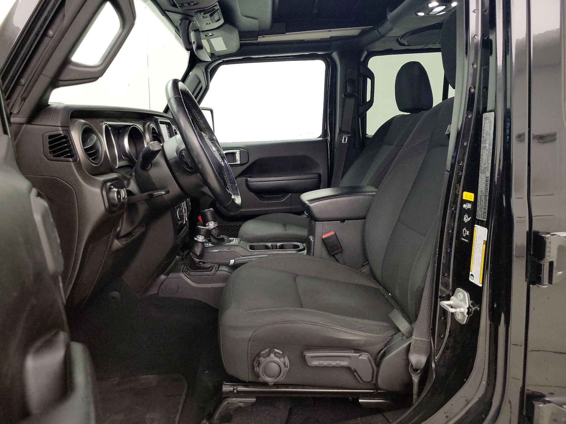 Thumbnail: 2021 Jeep Wrangler - 11