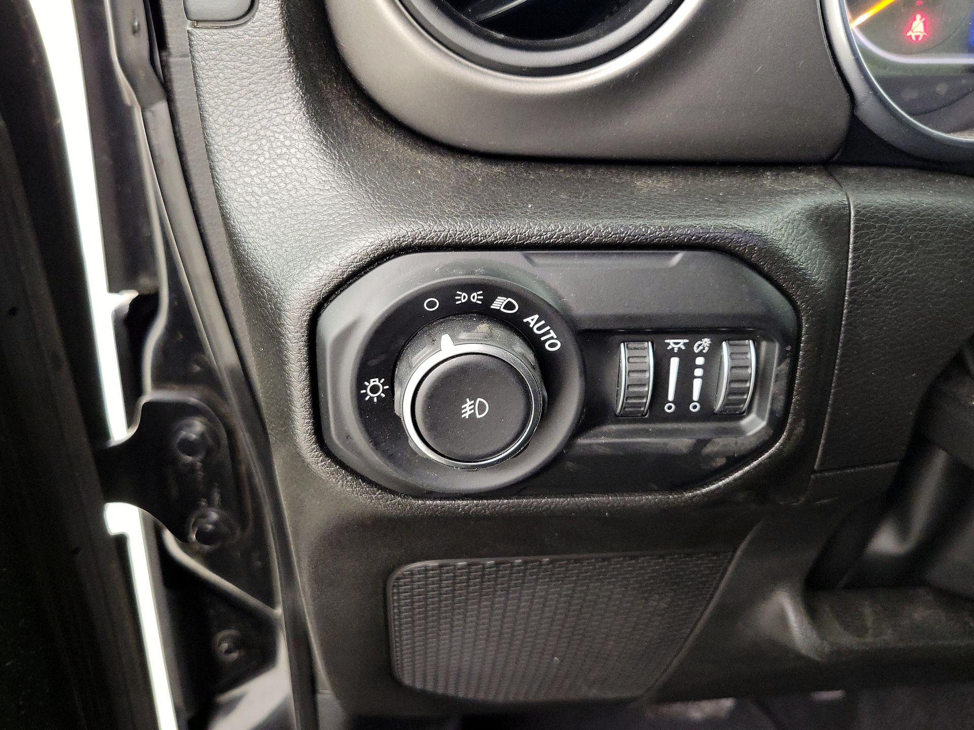 Thumbnail: 2021 Jeep Wrangler - 13