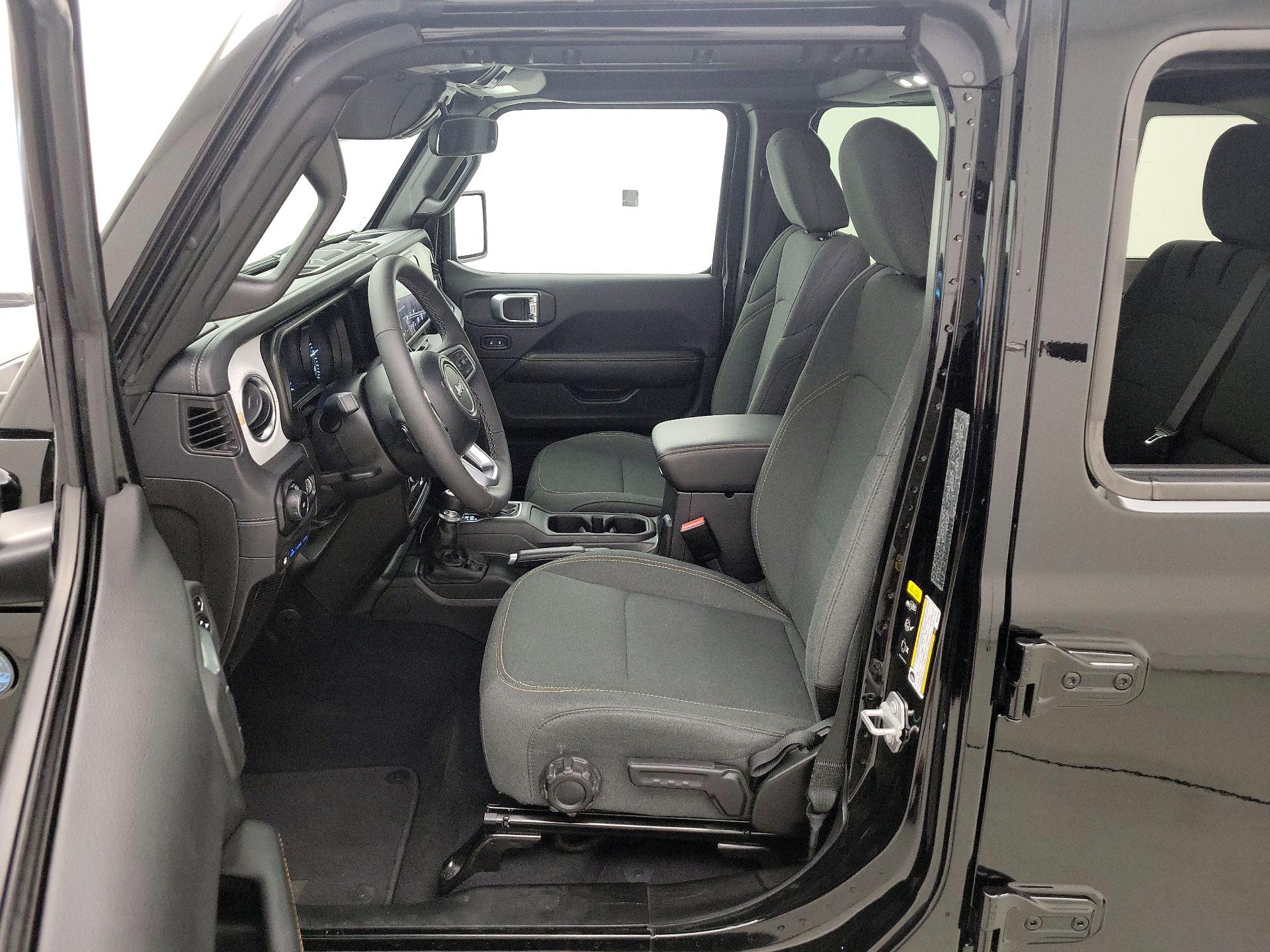 Thumbnail: 2025 Jeep Wrangler - 11