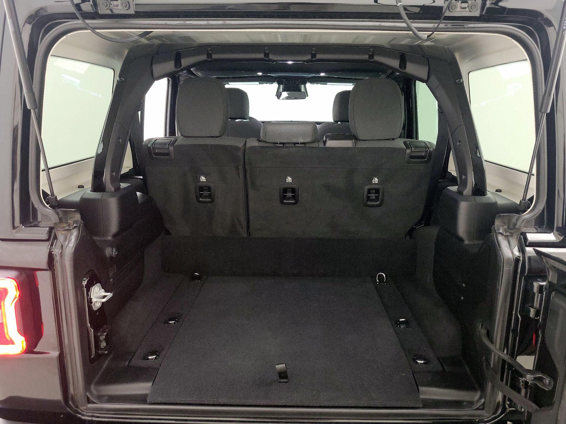 Thumbnail: 2025 Jeep Wrangler - 20