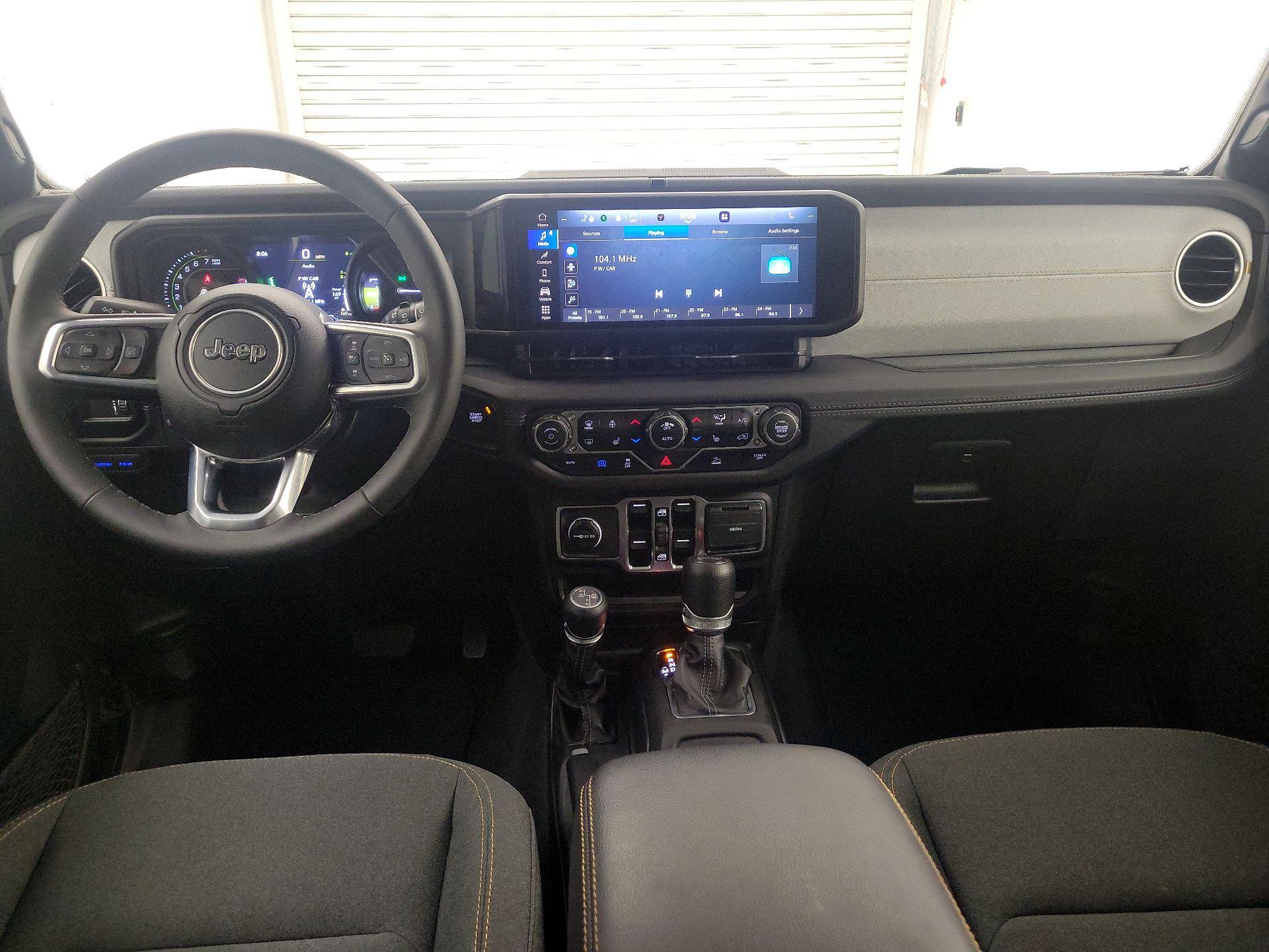 Thumbnail: 2025 Jeep Wrangler - 9