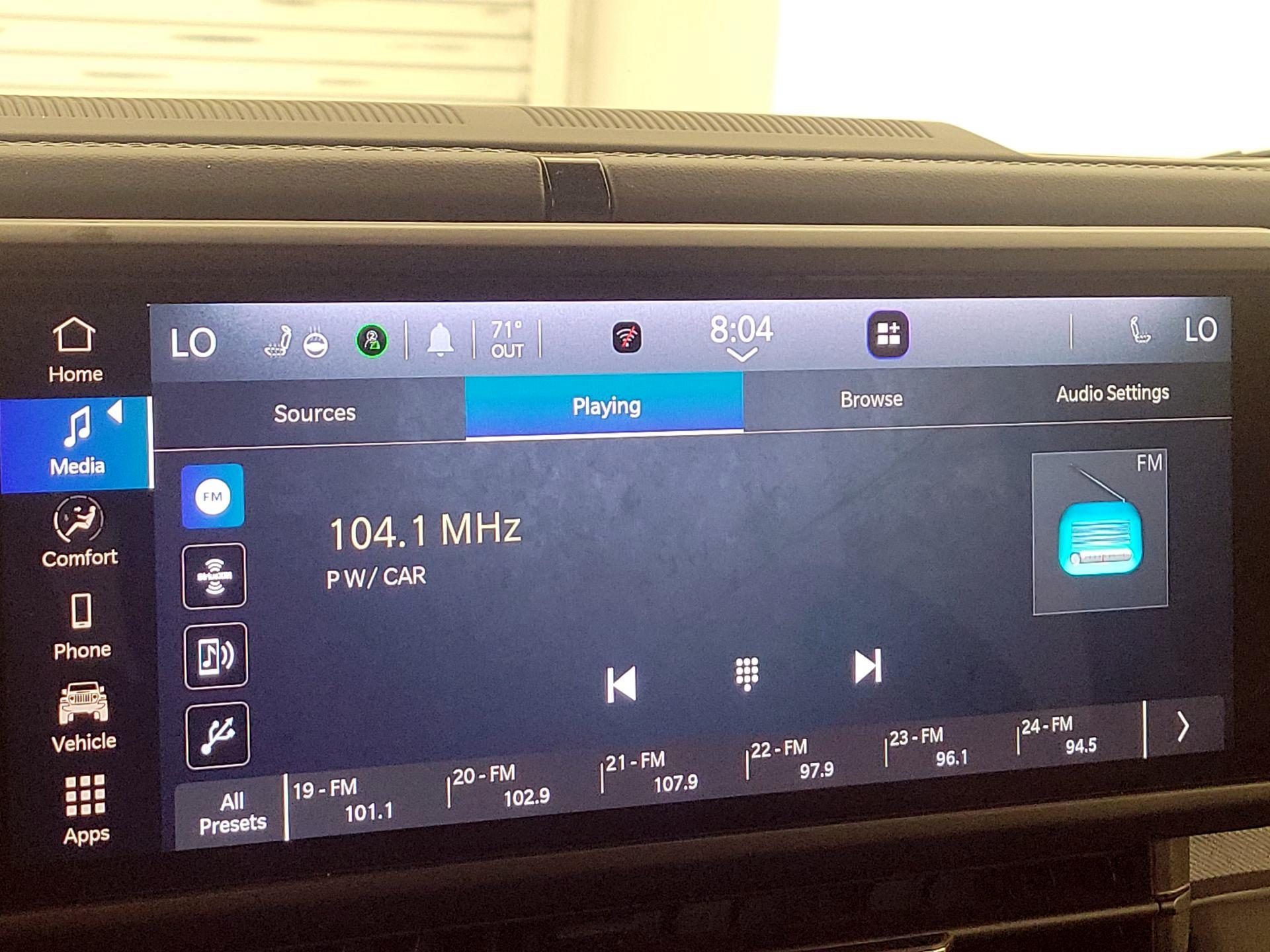 Thumbnail: 2025 Jeep Wrangler - 15