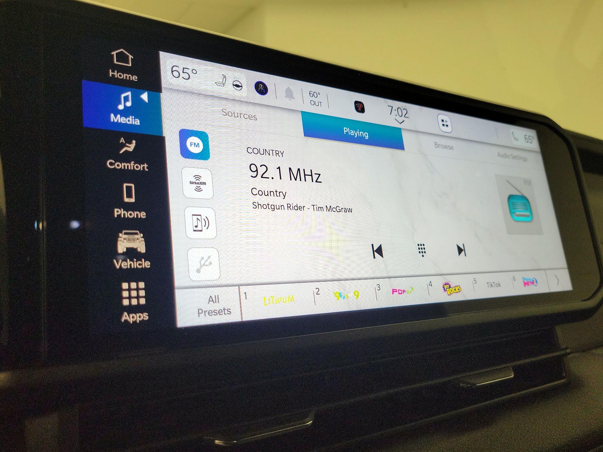 Thumbnail: 2024 Jeep Wrangler - 15