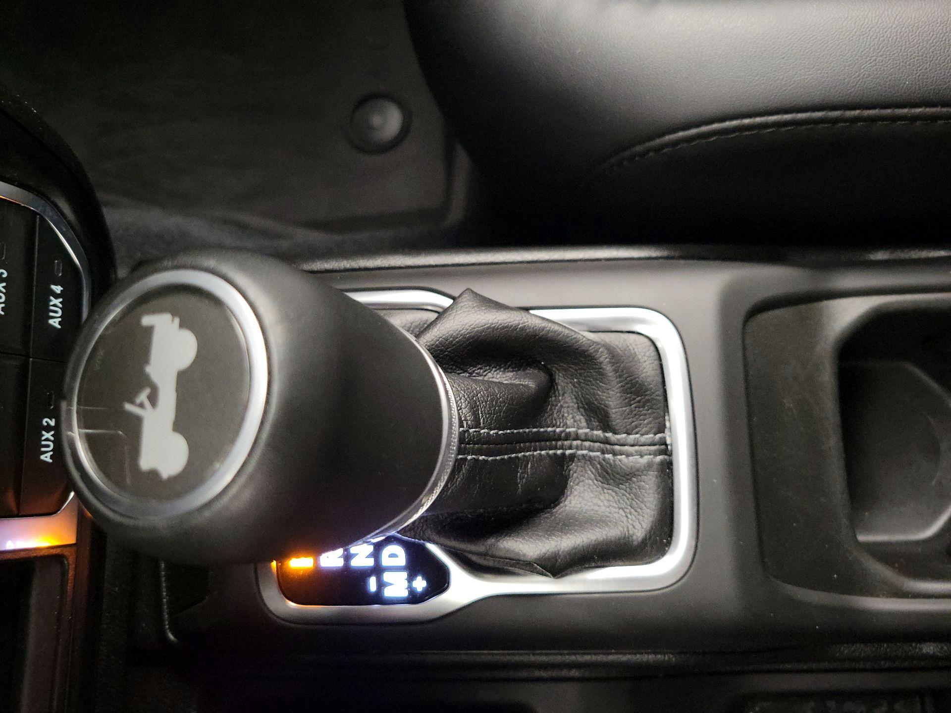 Thumbnail: 2024 Jeep Wrangler - 18