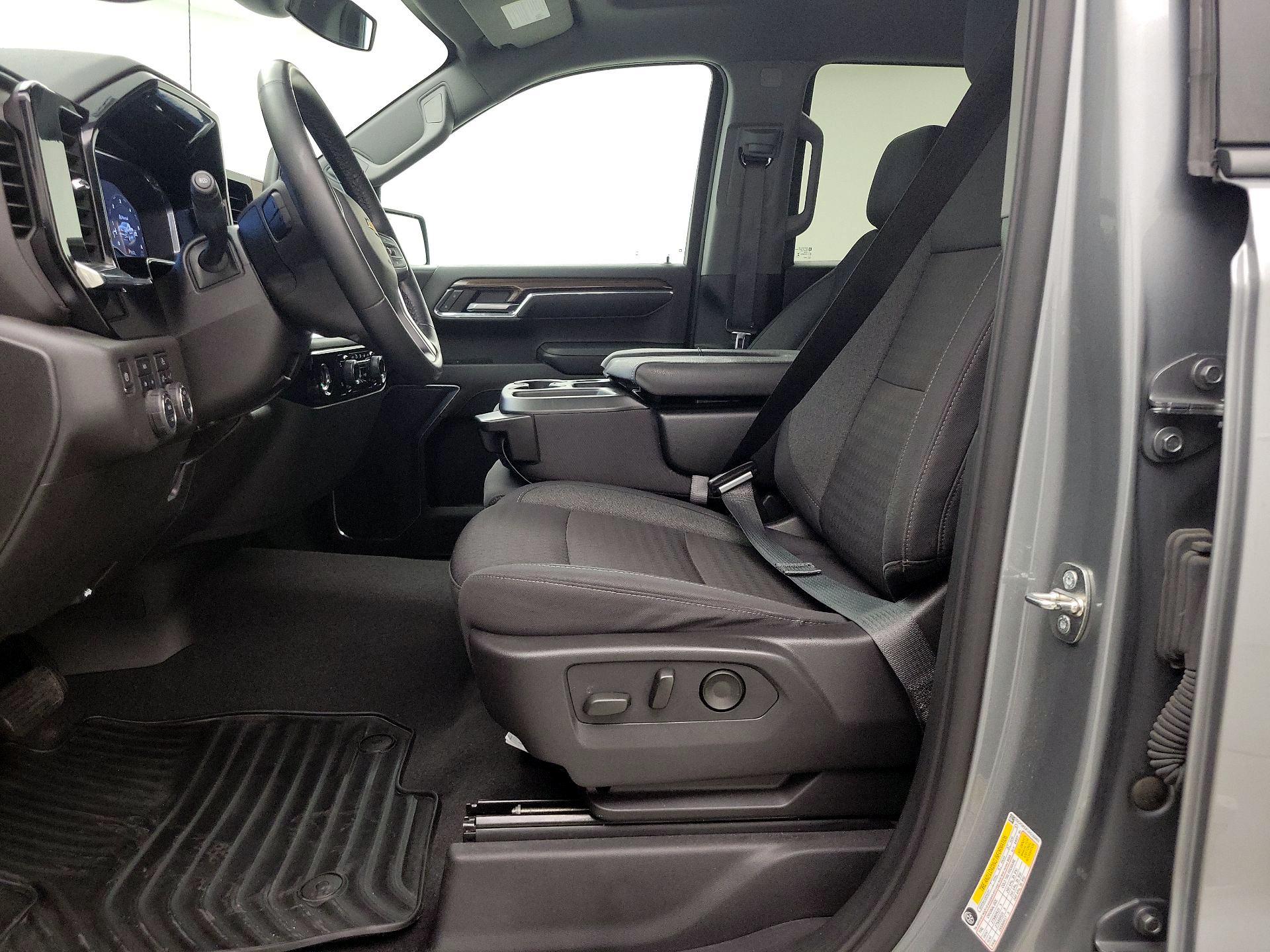 Thumbnail: 2024 Chevrolet Silverado 1500 - 11