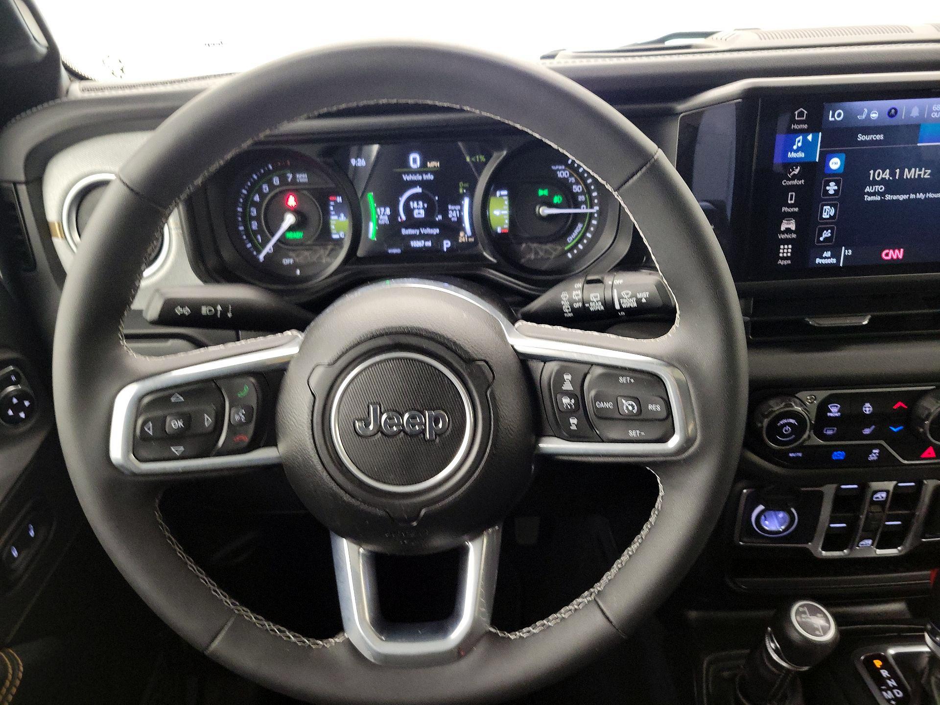 Thumbnail: 2025 Jeep Wrangler - 10