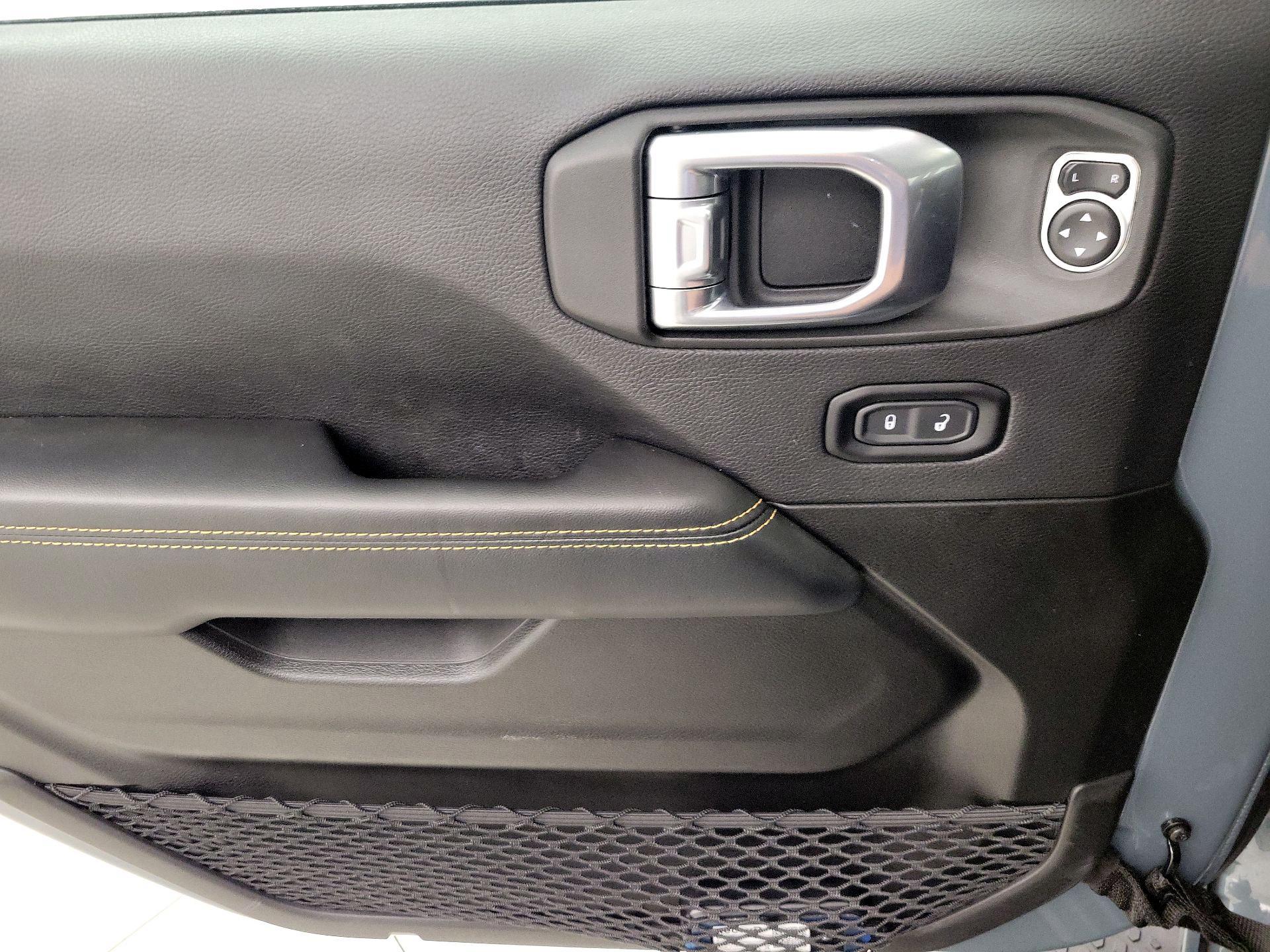 Thumbnail: 2025 Jeep Wrangler - 12