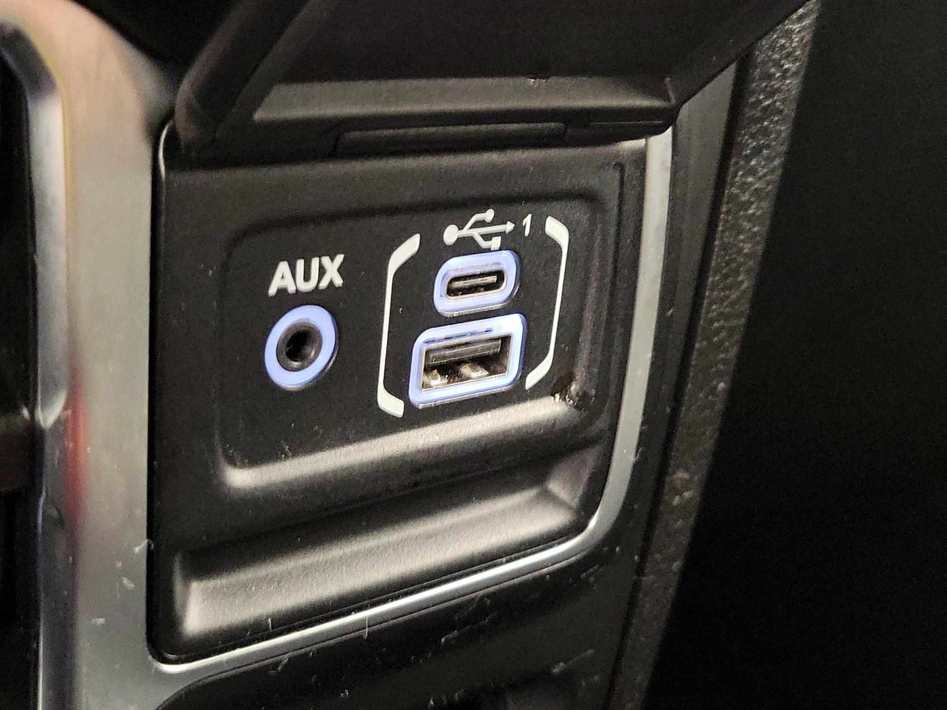 Thumbnail: 2025 Jeep Wrangler - 18