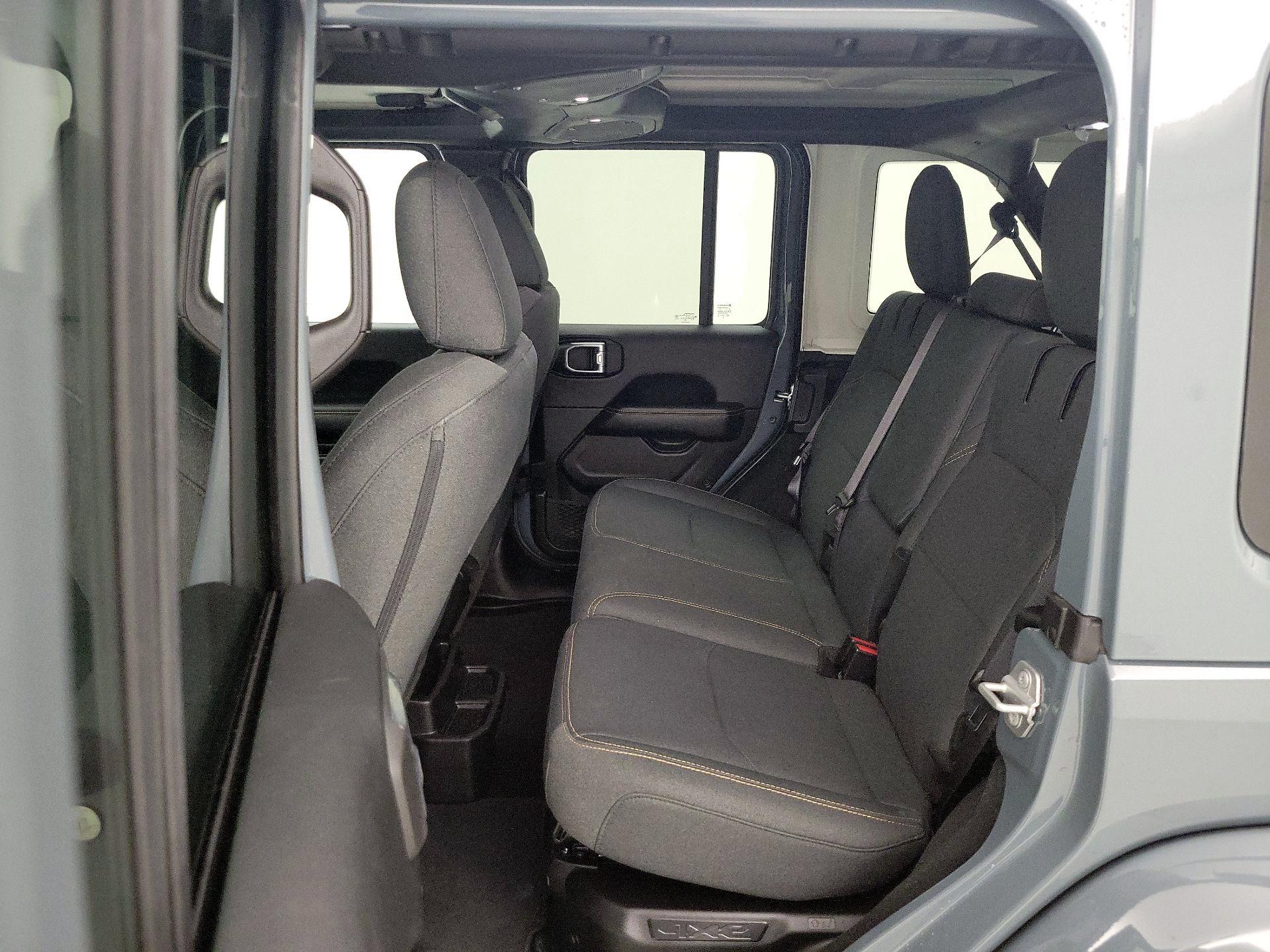 Thumbnail: 2025 Jeep Wrangler - 19