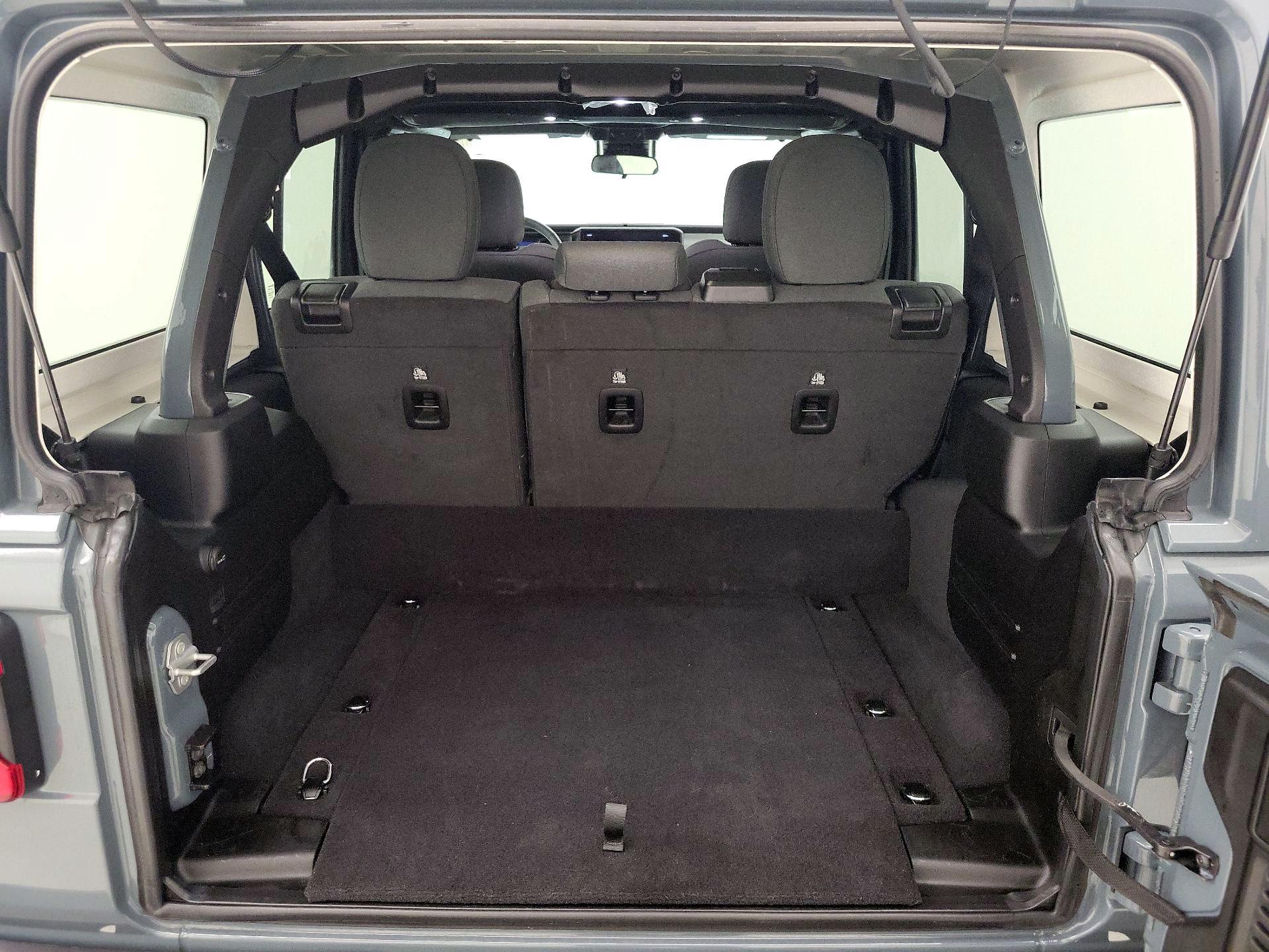 Thumbnail: 2025 Jeep Wrangler - 20