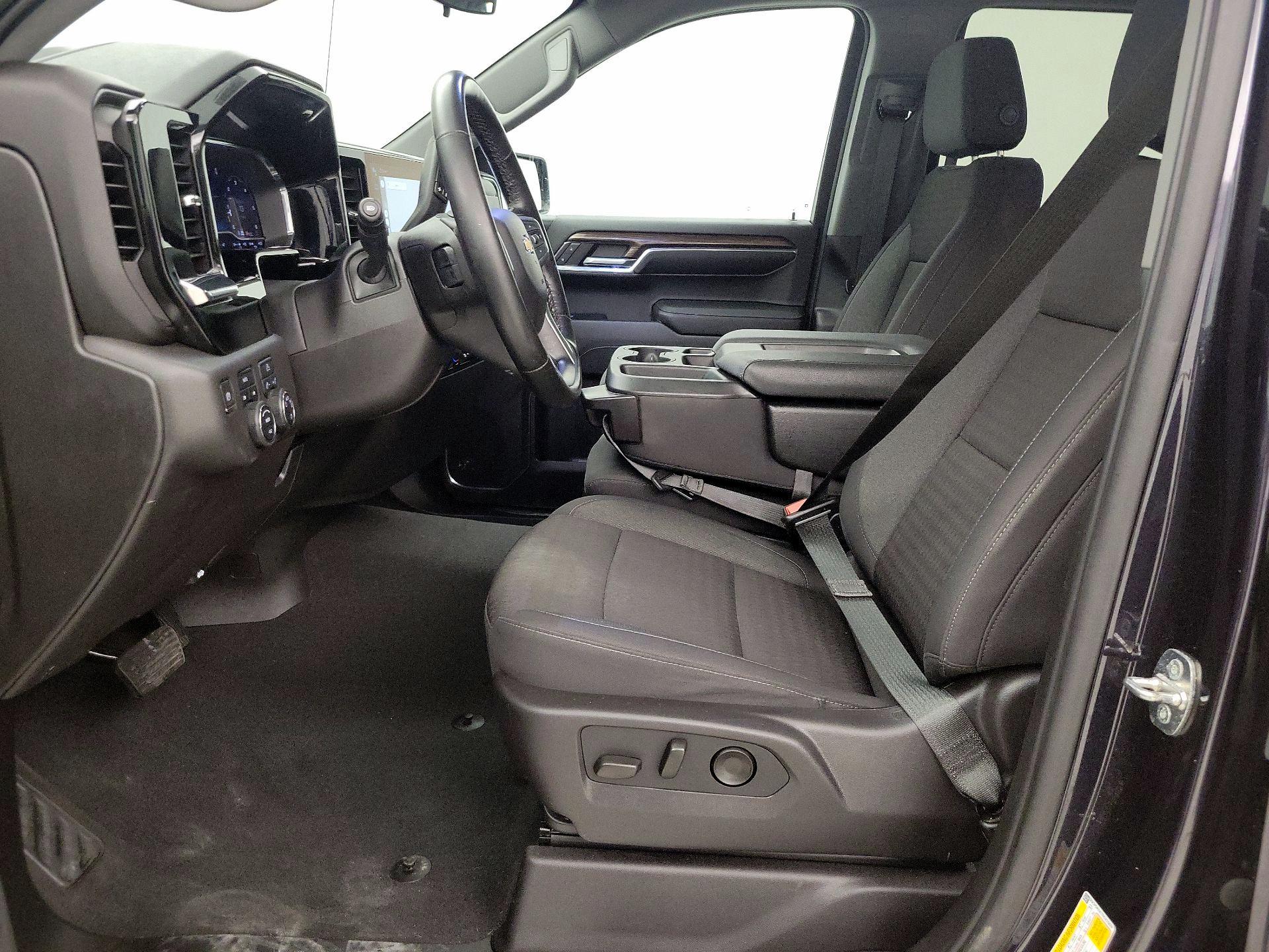 Thumbnail: 2024 Chevrolet Silverado 1500 - 11