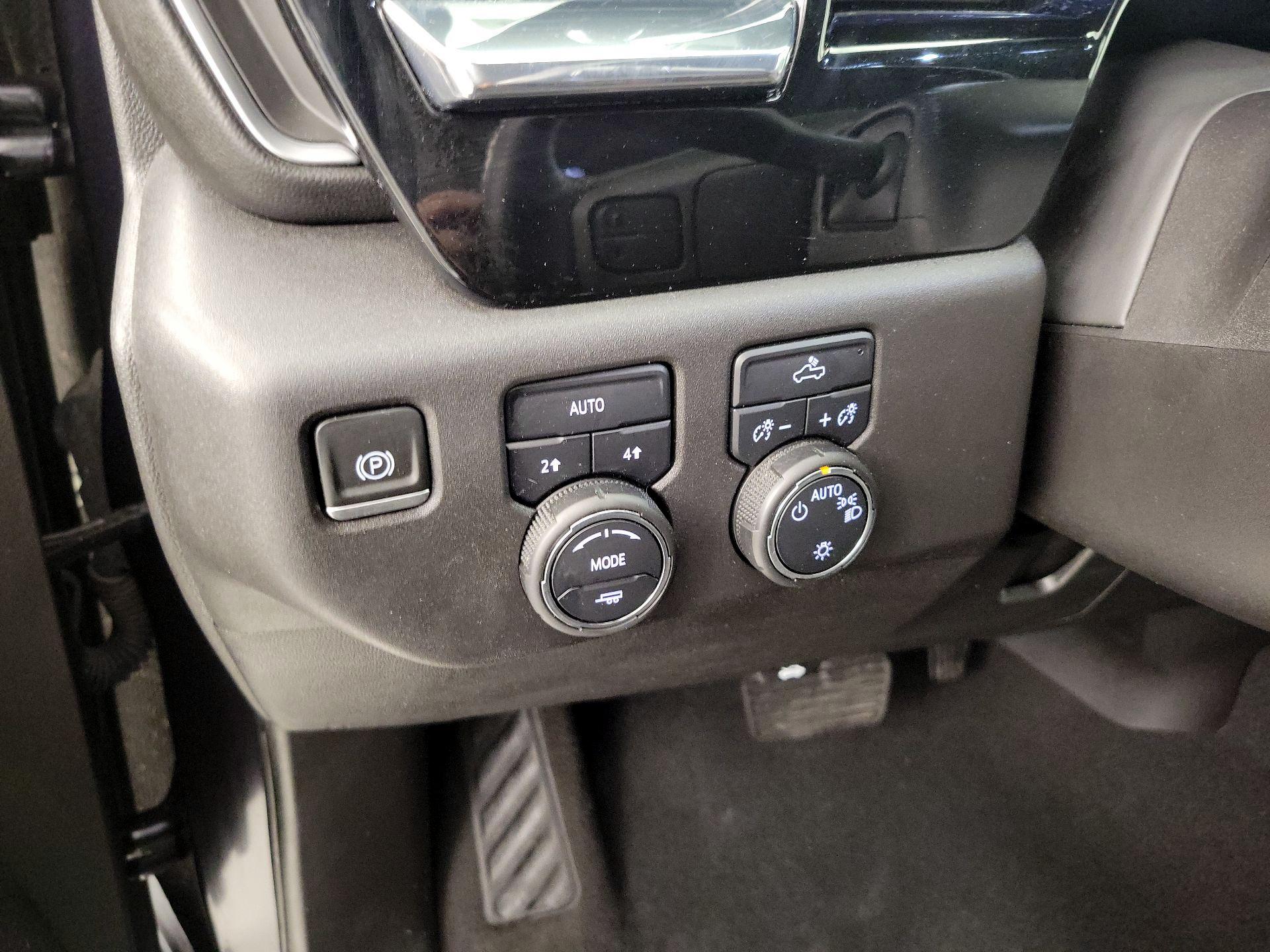 Thumbnail: 2024 Chevrolet Silverado 1500 - 13