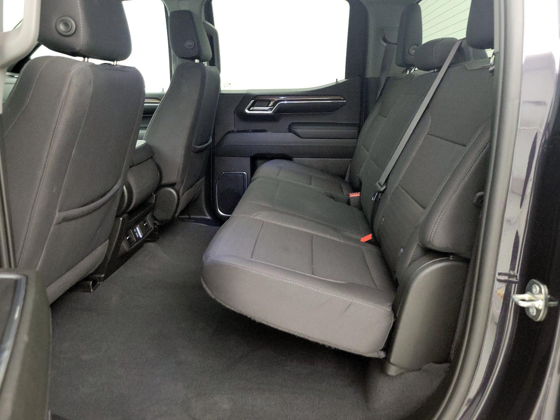 Thumbnail: 2024 Chevrolet Silverado 1500 - 20