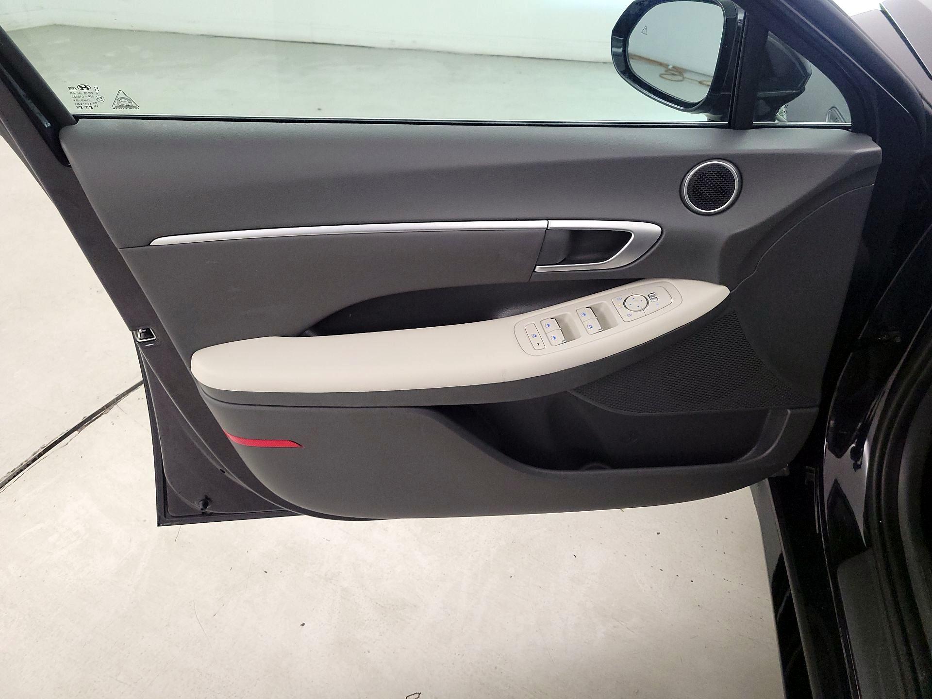 Thumbnail: 2025 Hyundai Sonata - 12