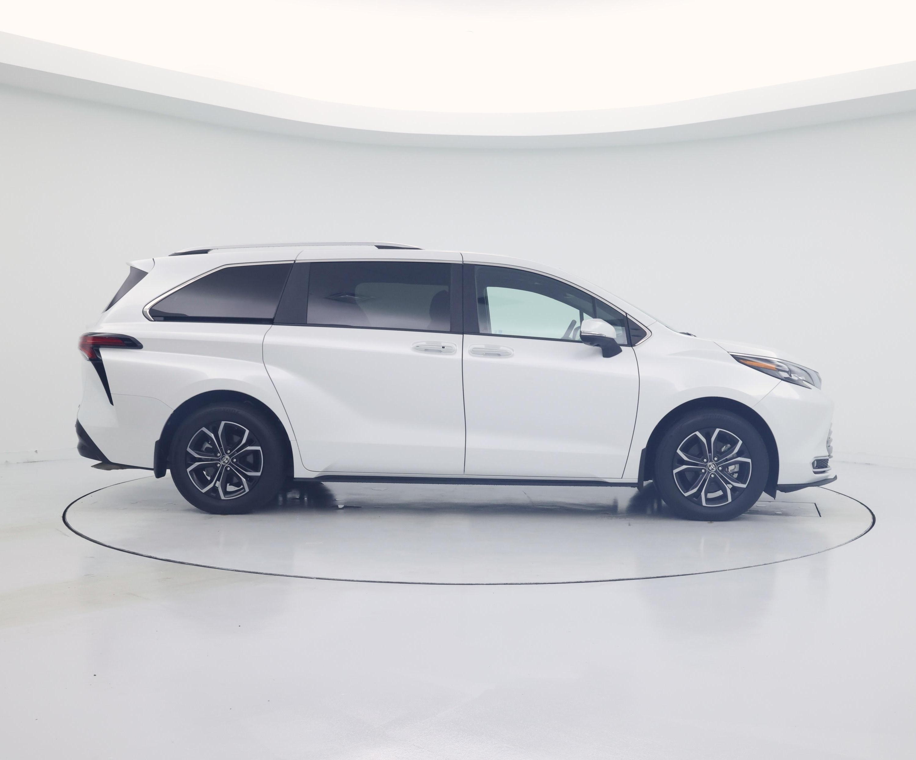 Thumbnail: 2025 Toyota Sienna - 7