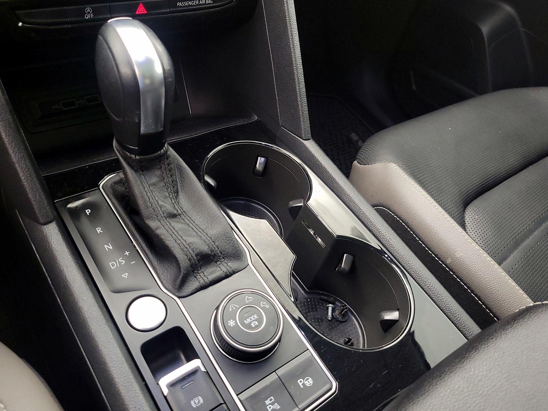 Thumbnail: 2021 Volkswagen Atlas - 18