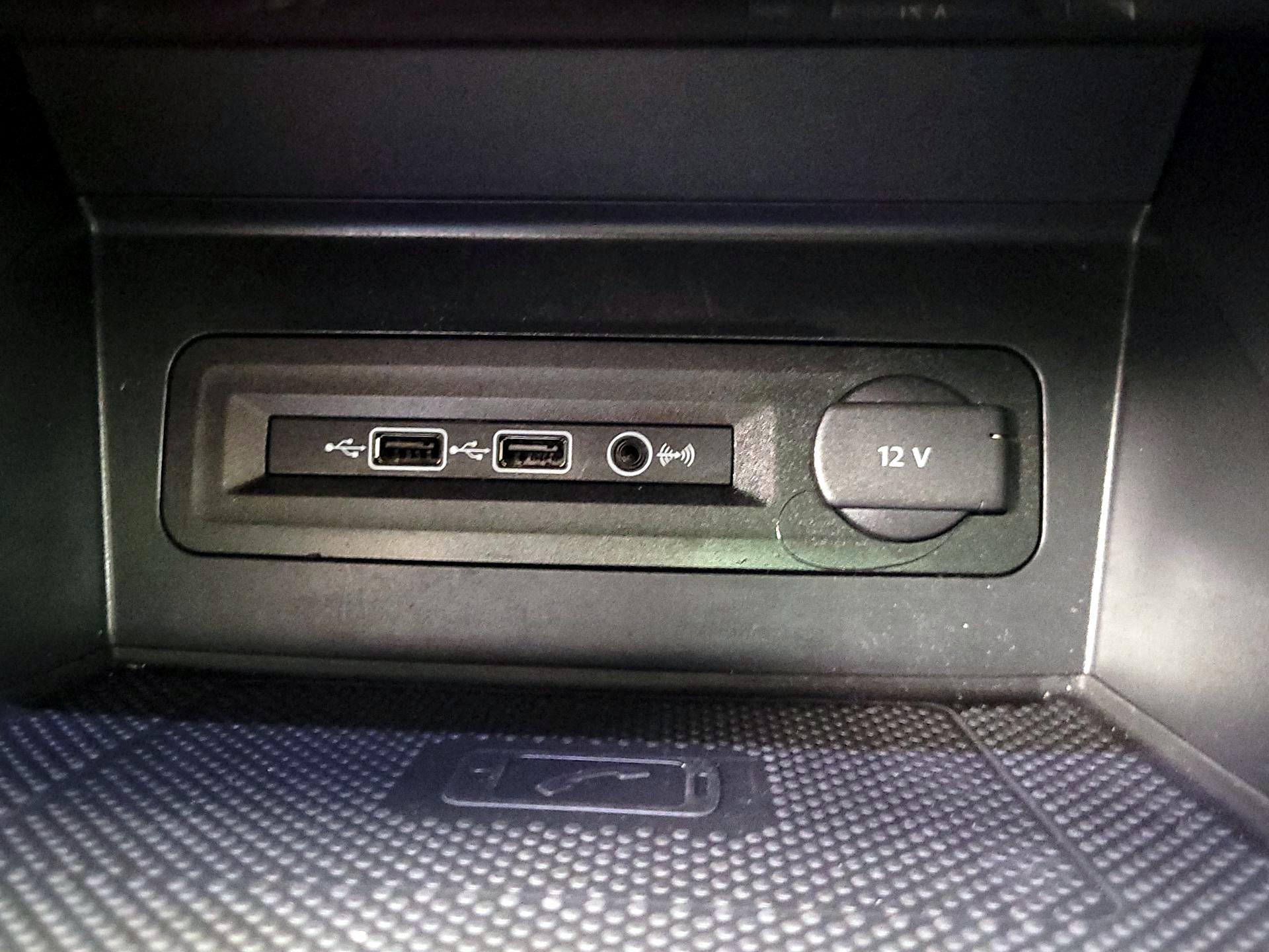 Thumbnail: 2021 Volkswagen Atlas - 19