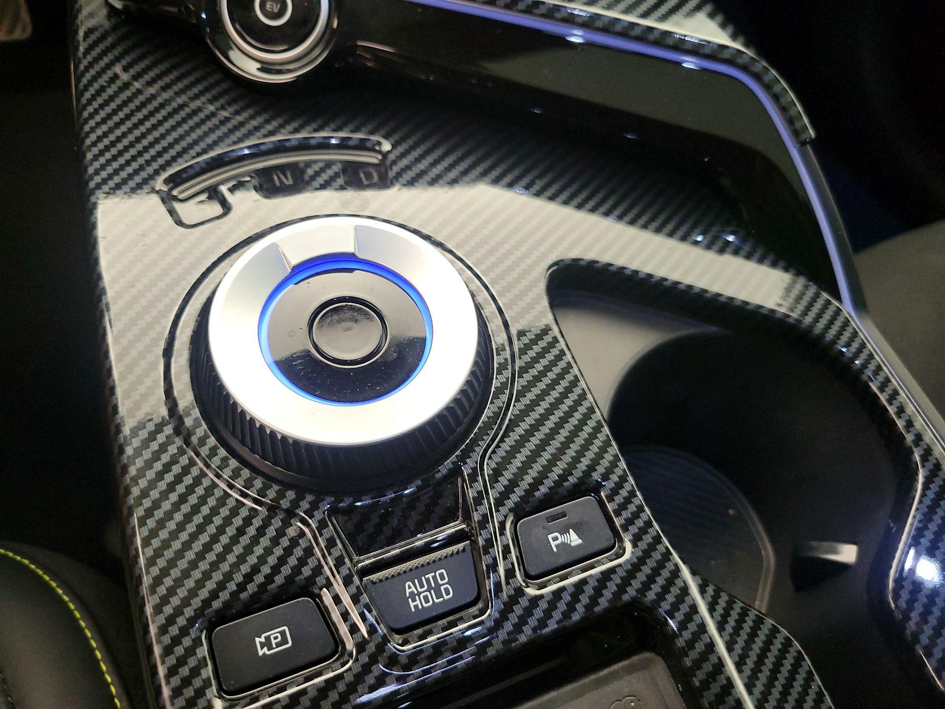 Thumbnail: 2023 Kia EV6 - 18