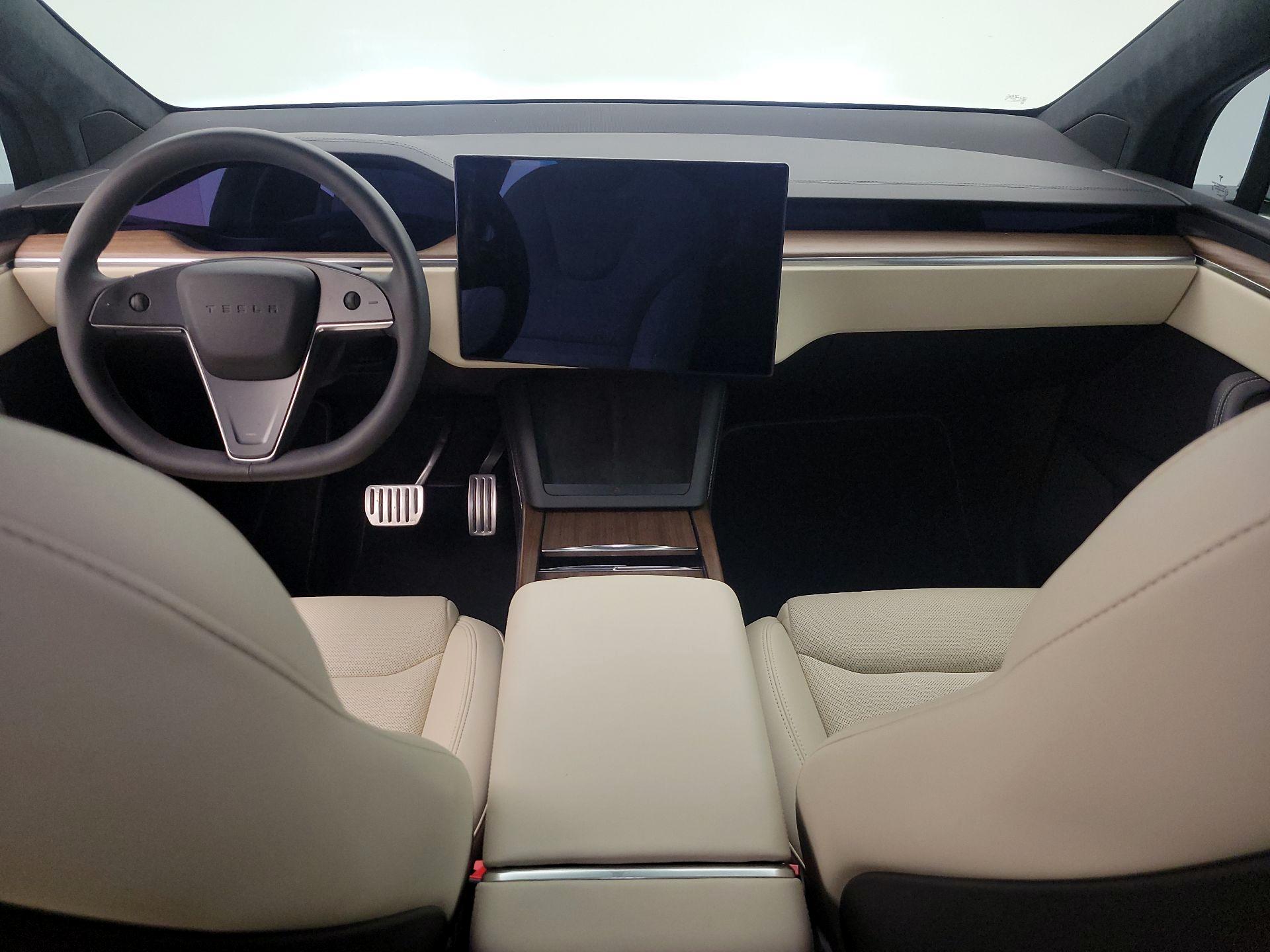 Thumbnail: 2023 Tesla Model X - 9