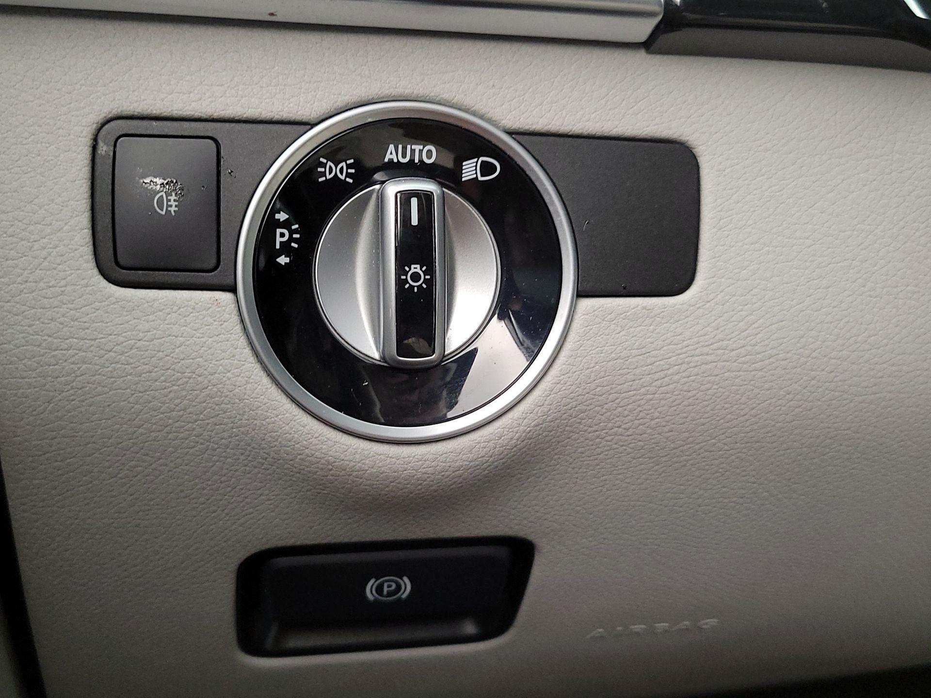 Thumbnail: 2015 Mercedes-Benz M-Class - 13