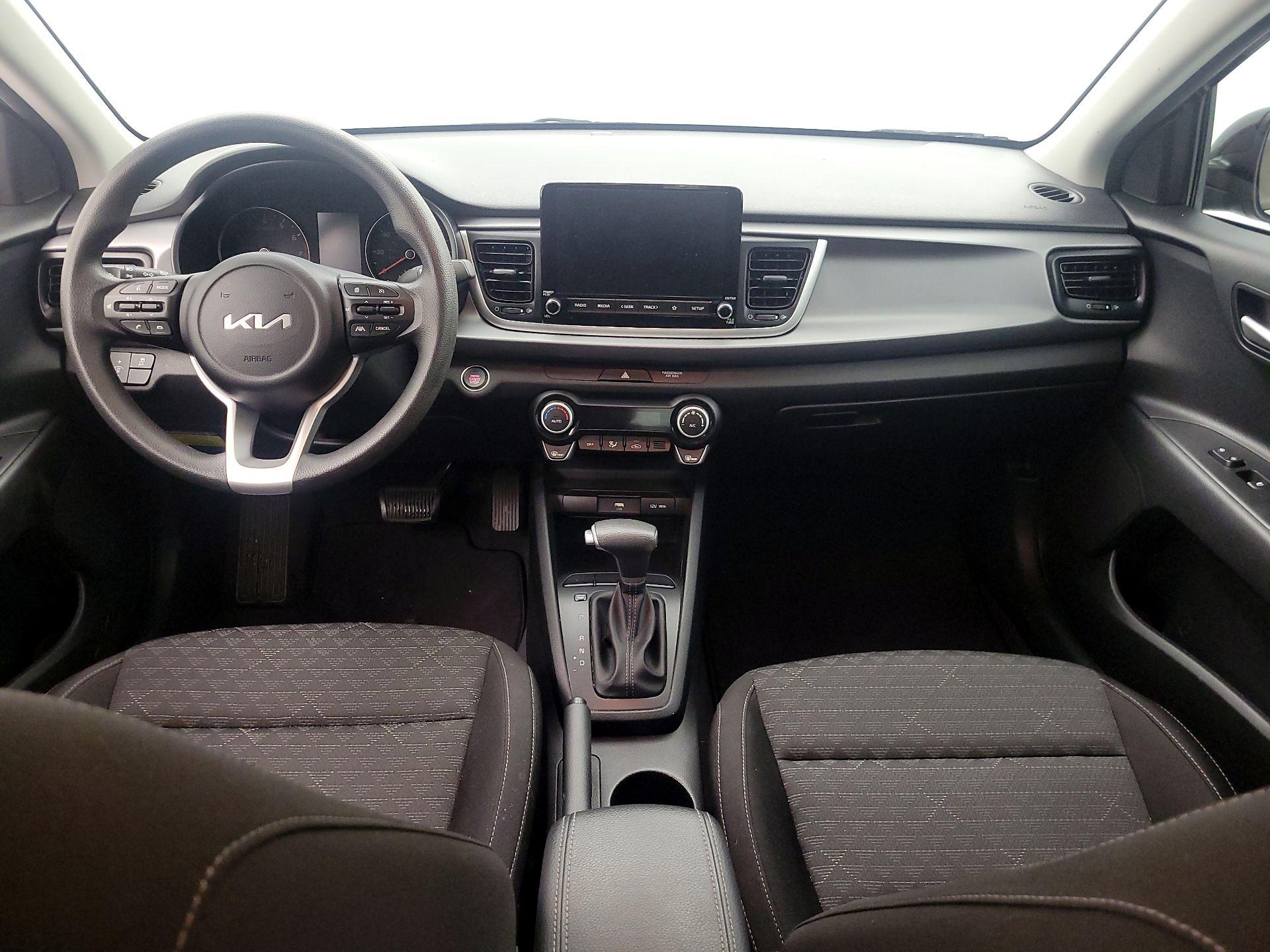 Thumbnail: 2023 Kia Rio - 9