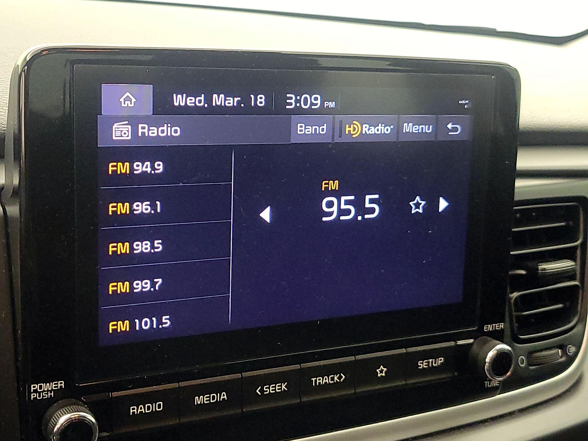 Thumbnail: 2023 Kia Rio - 15