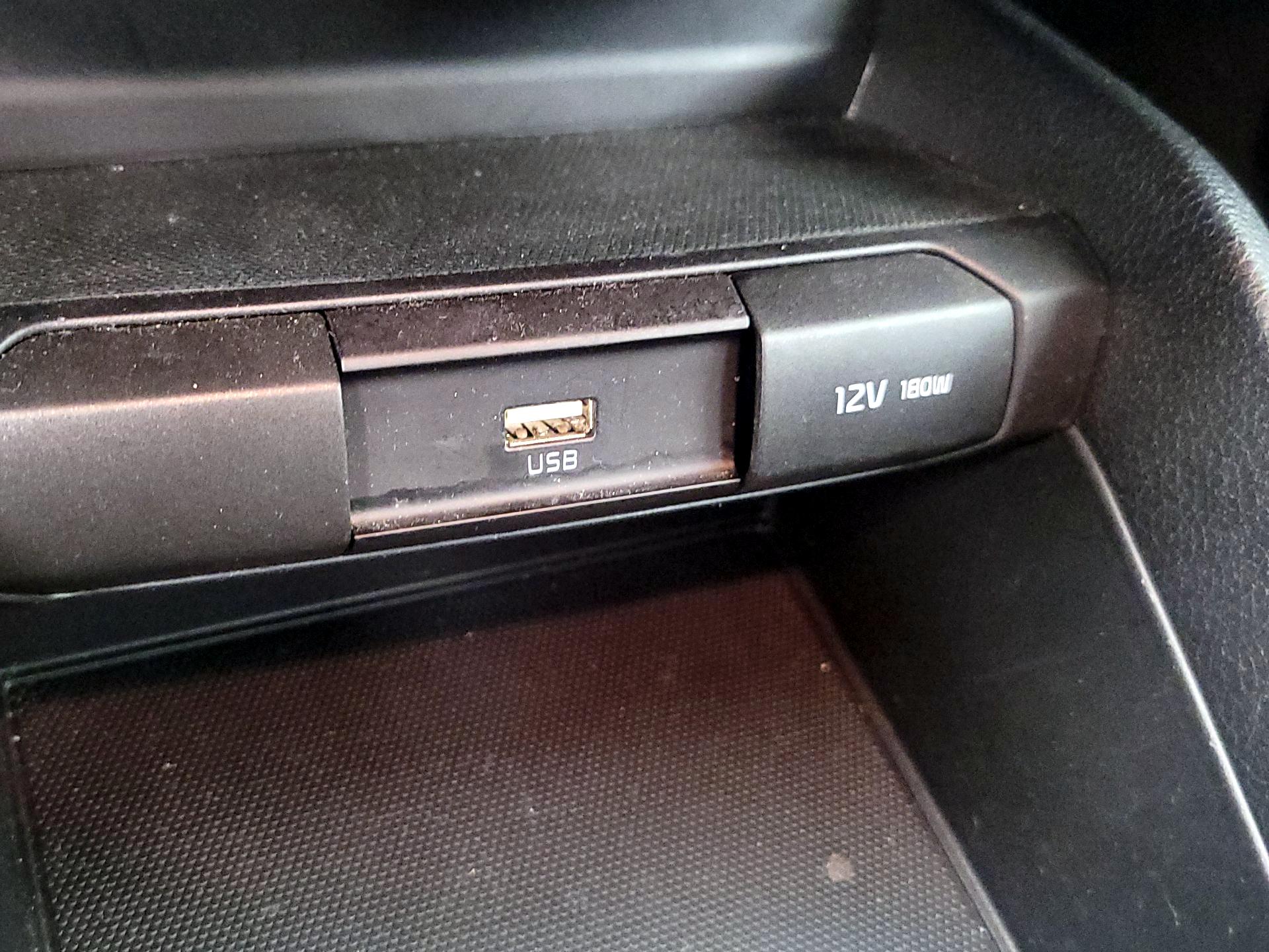 Thumbnail: 2023 Kia Rio - 18