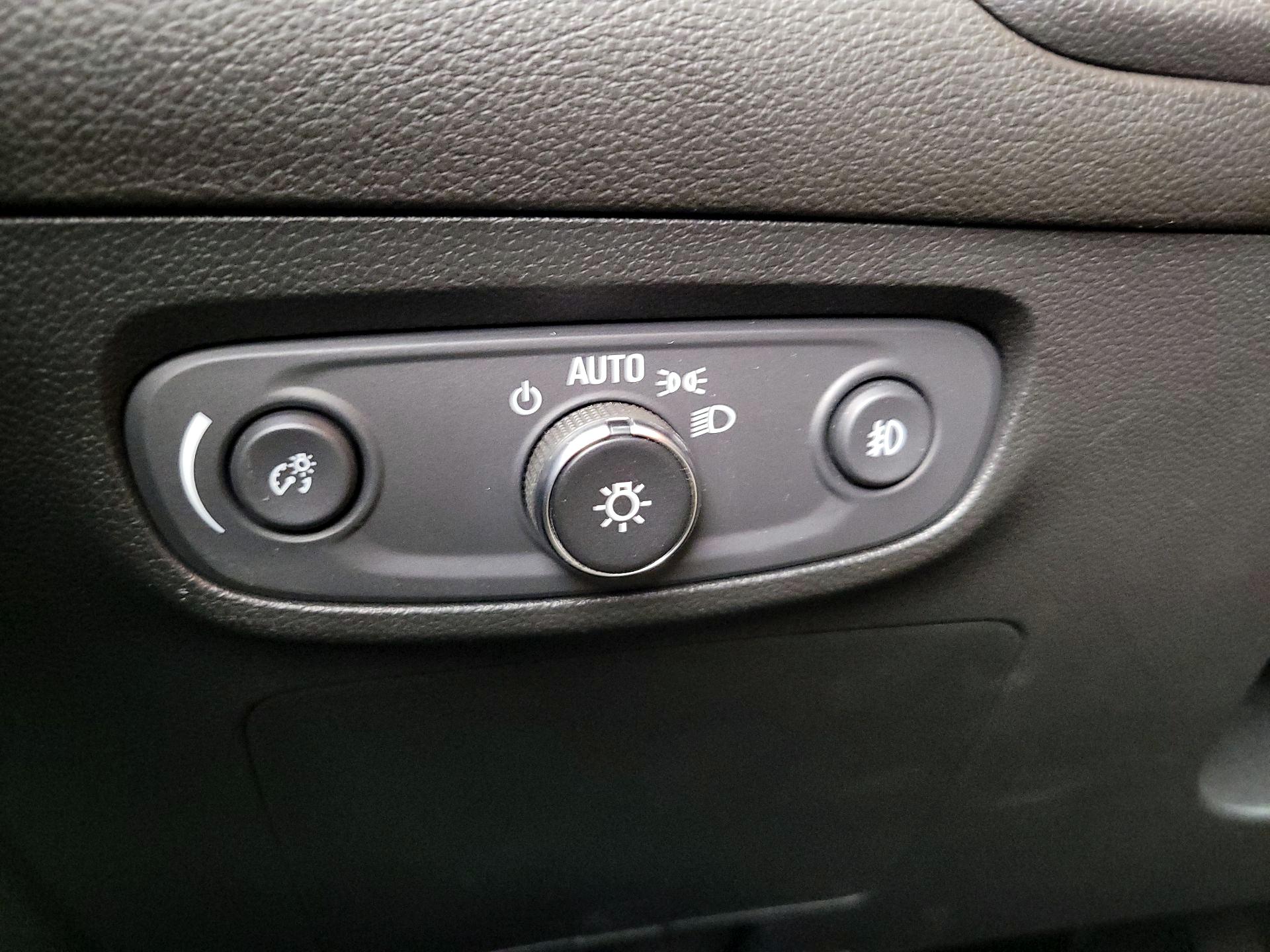 Thumbnail: 2020 Buick Encore GX - 13