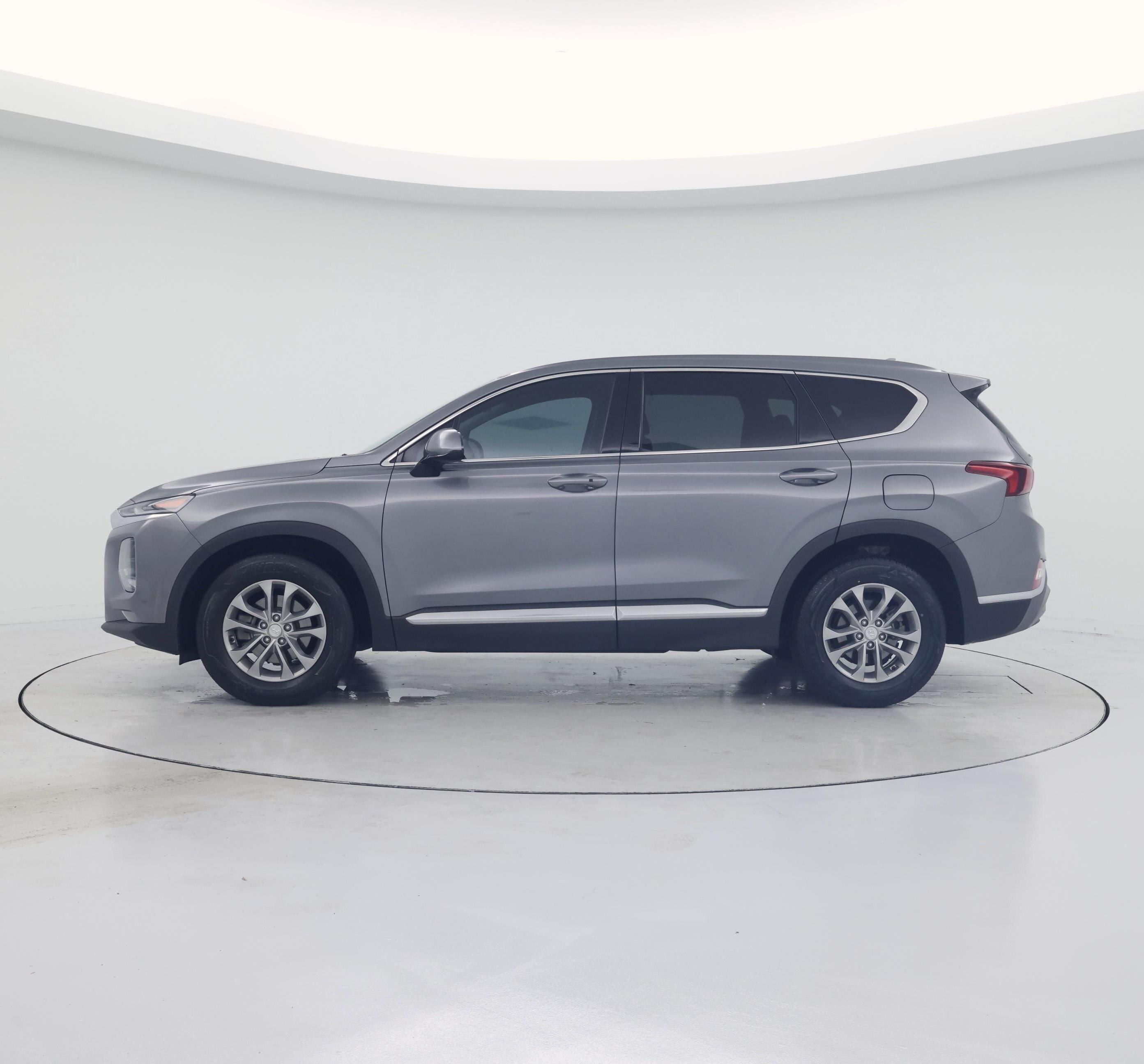 Thumbnail: 2019 Hyundai Santa Fe - 3