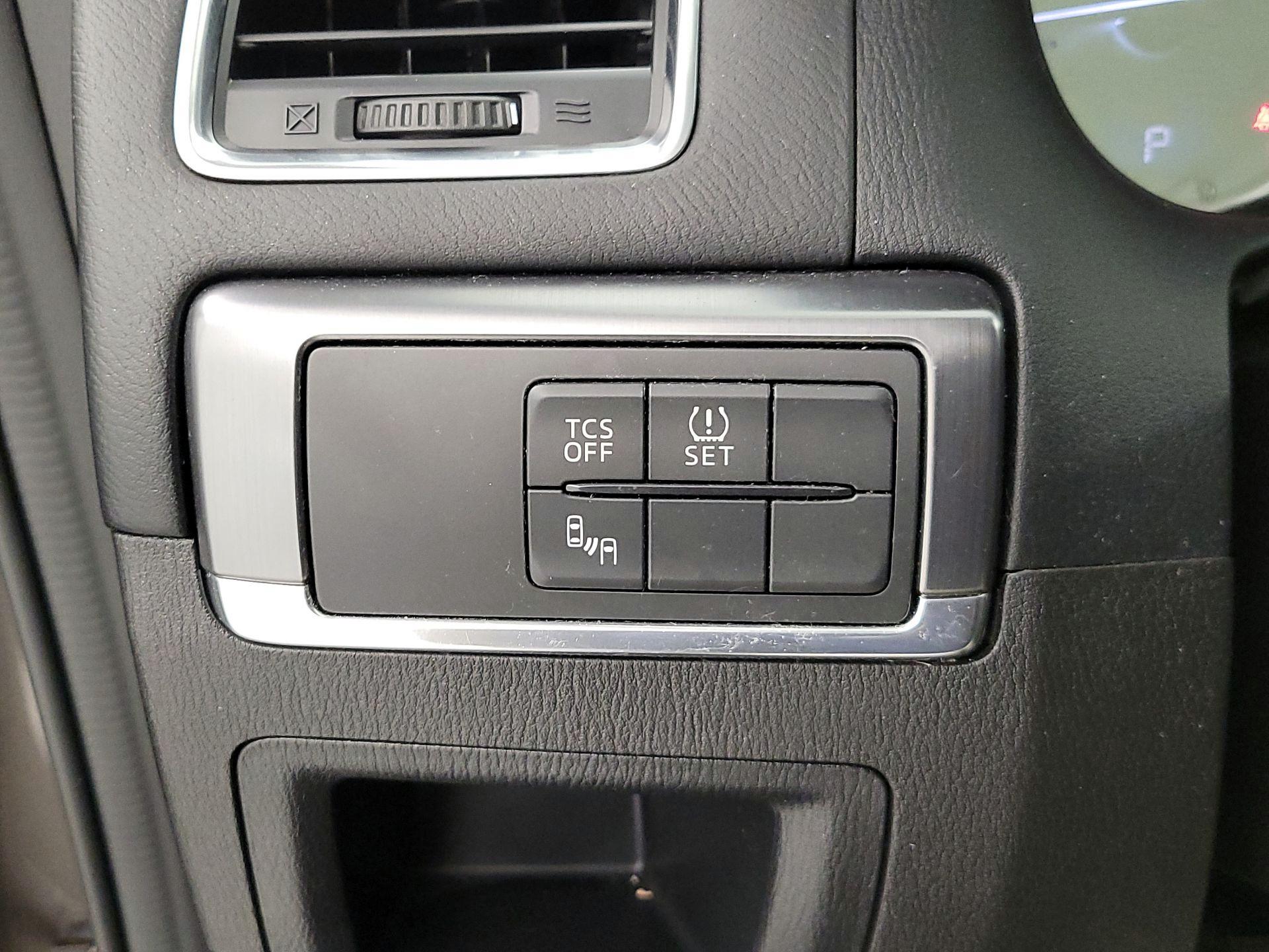 Thumbnail: 2016 Mazda CX-5 - 13