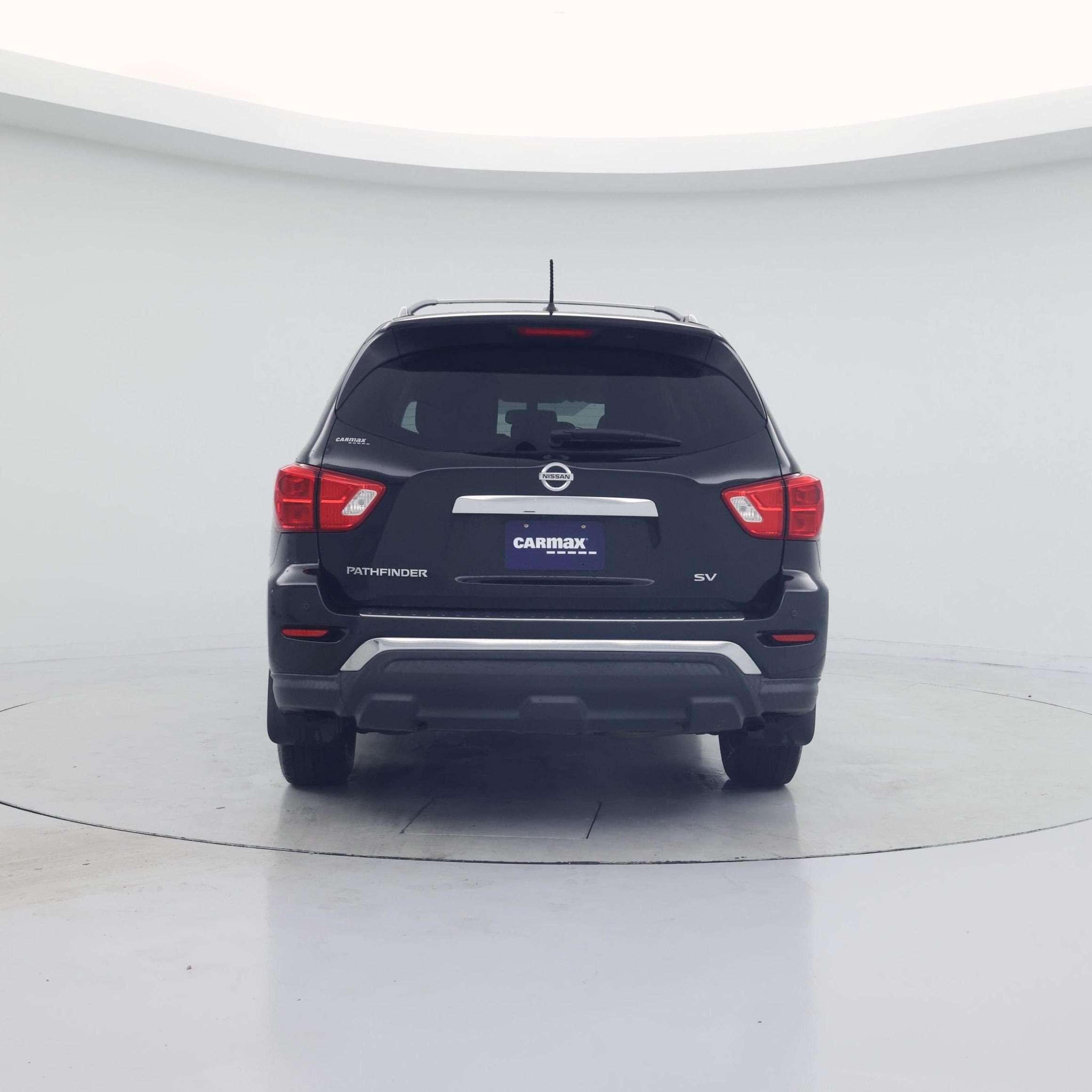 Thumbnail: 2017 Nissan Pathfinder - 6