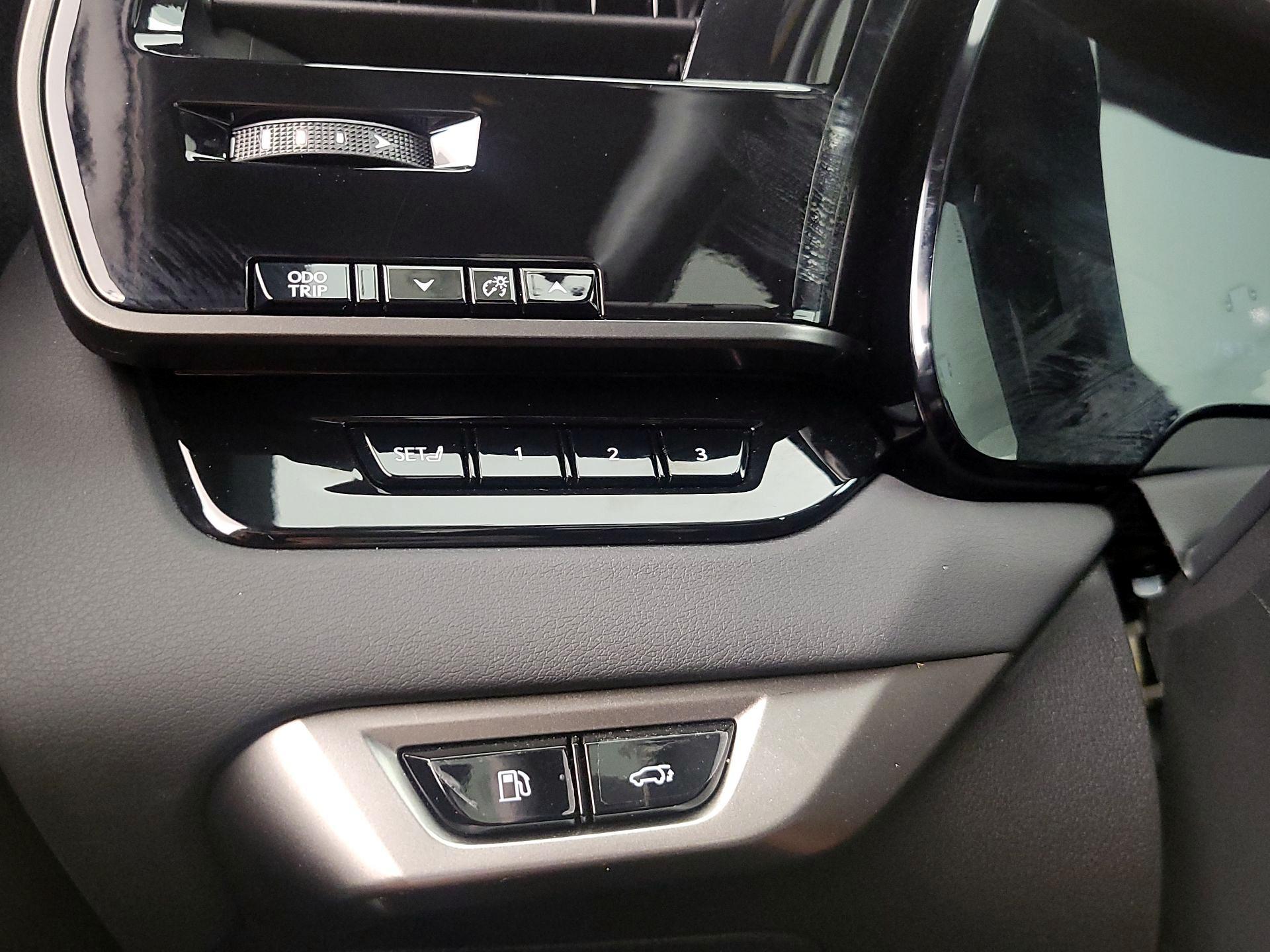 Thumbnail: 2024 Lexus RX - 13