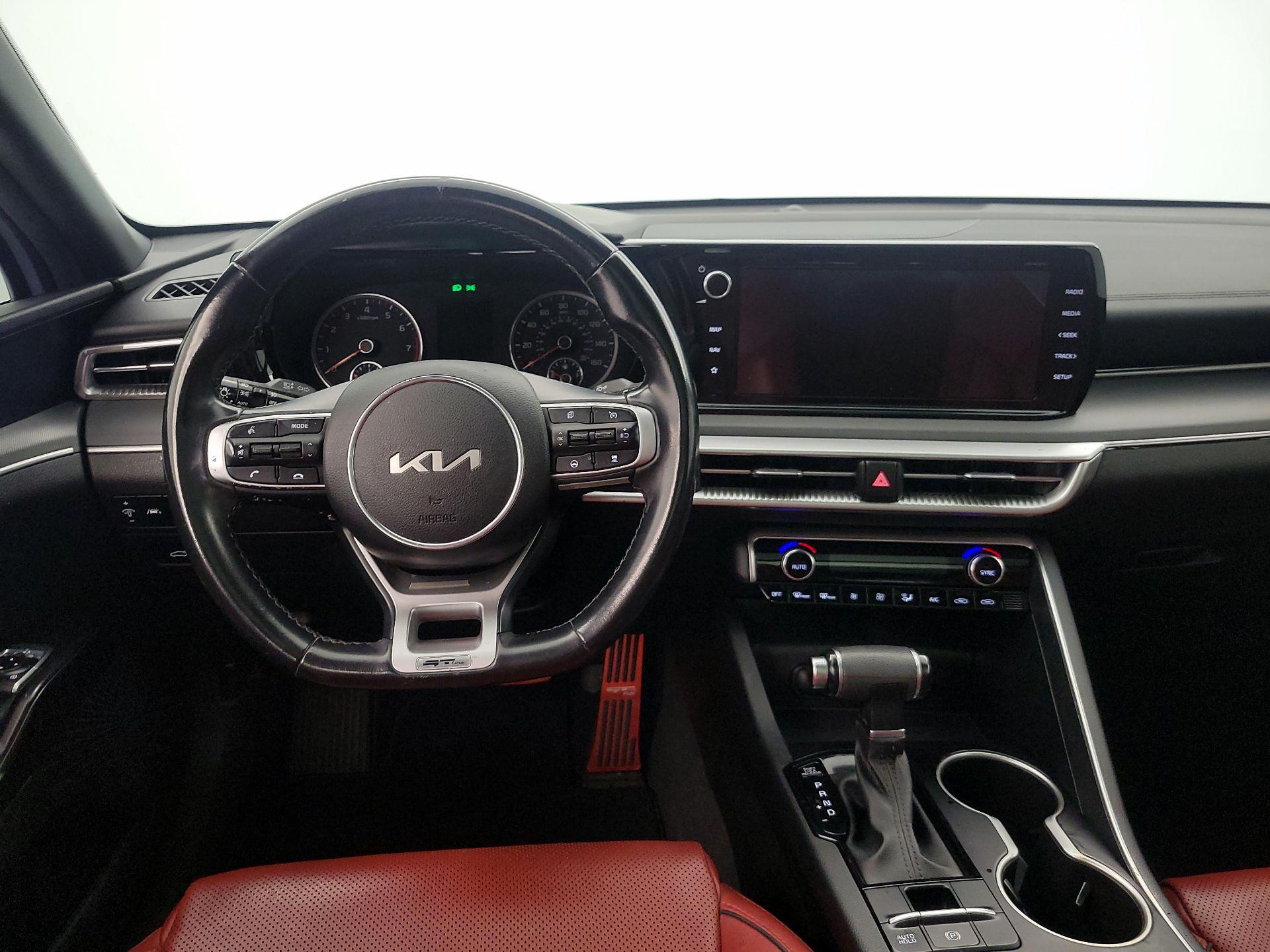 Thumbnail: 2023 Kia K5 - 10