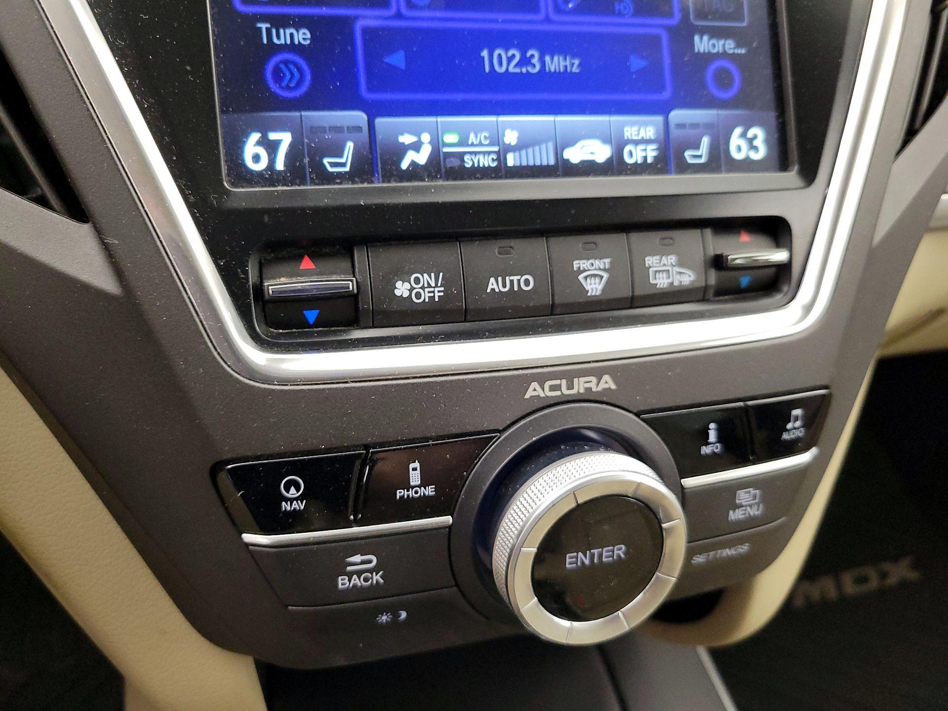 Thumbnail: 2015 Acura MDX - 17