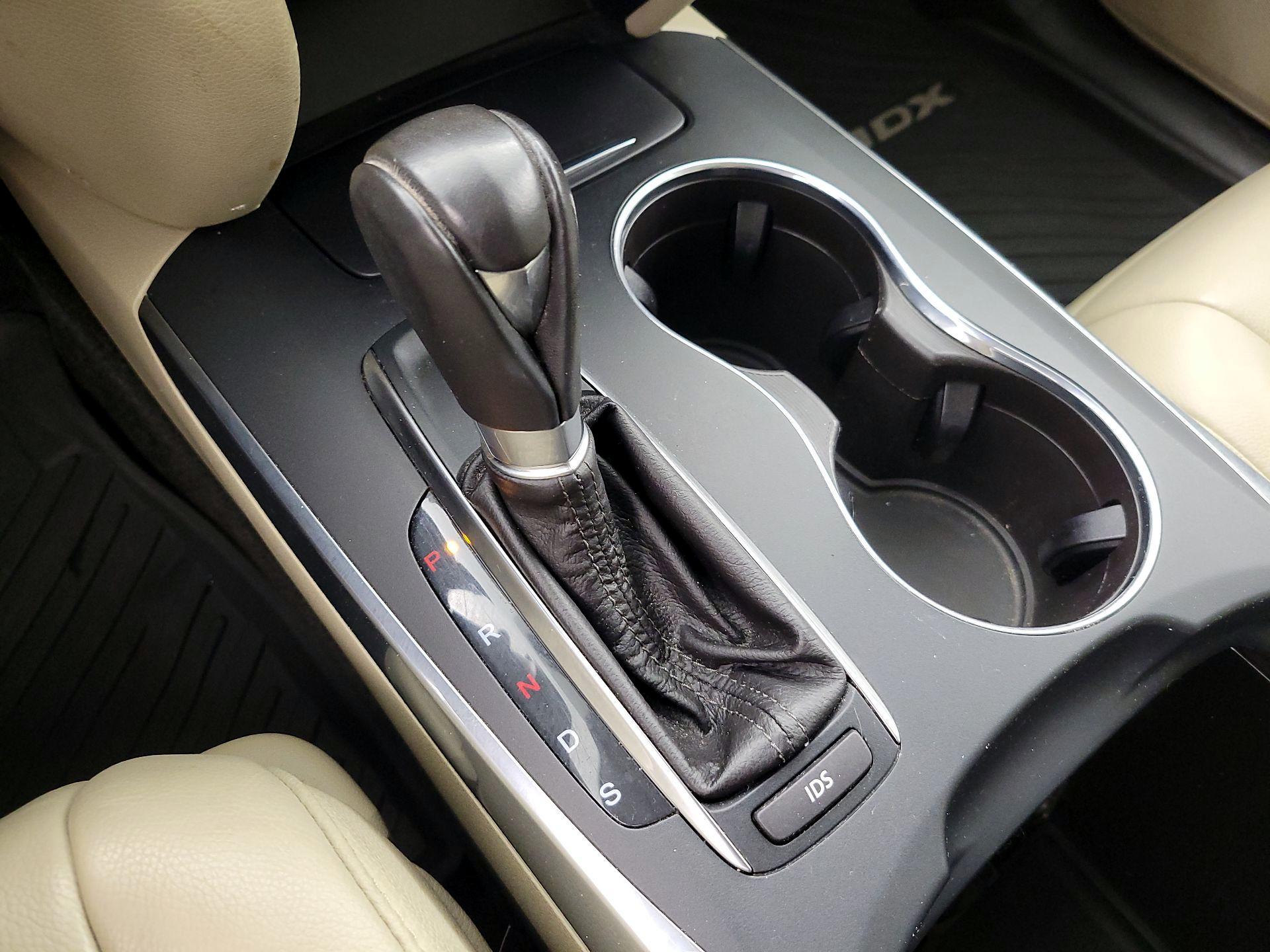 Thumbnail: 2015 Acura MDX - 18