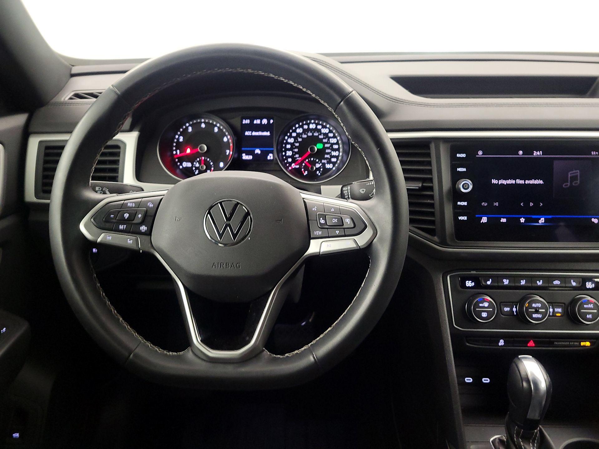 Thumbnail: 2021 Volkswagen Atlas - 10