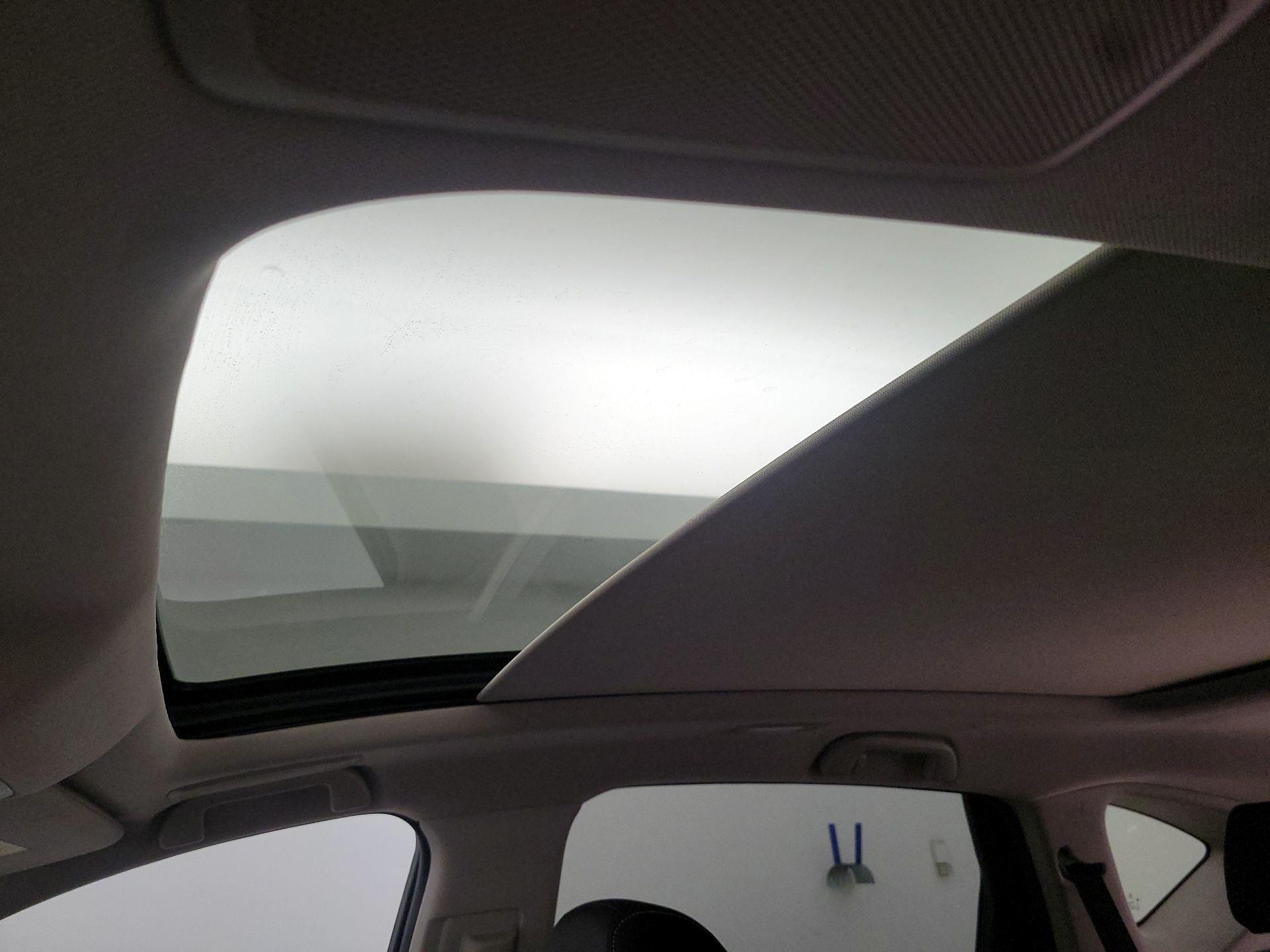 Thumbnail: 2024 Acura RDX - 20