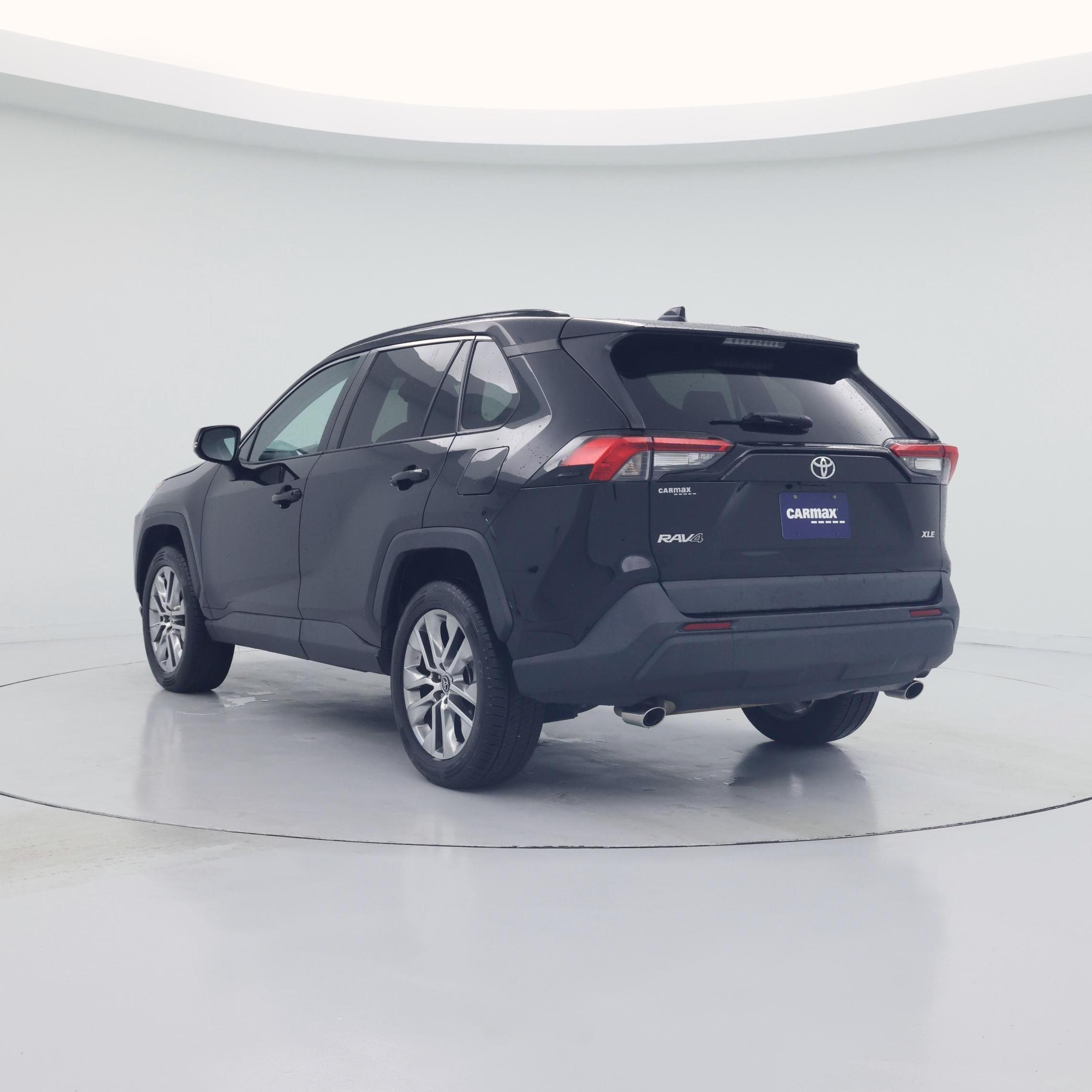 Thumbnail: 2021 Toyota RAV4 - 2