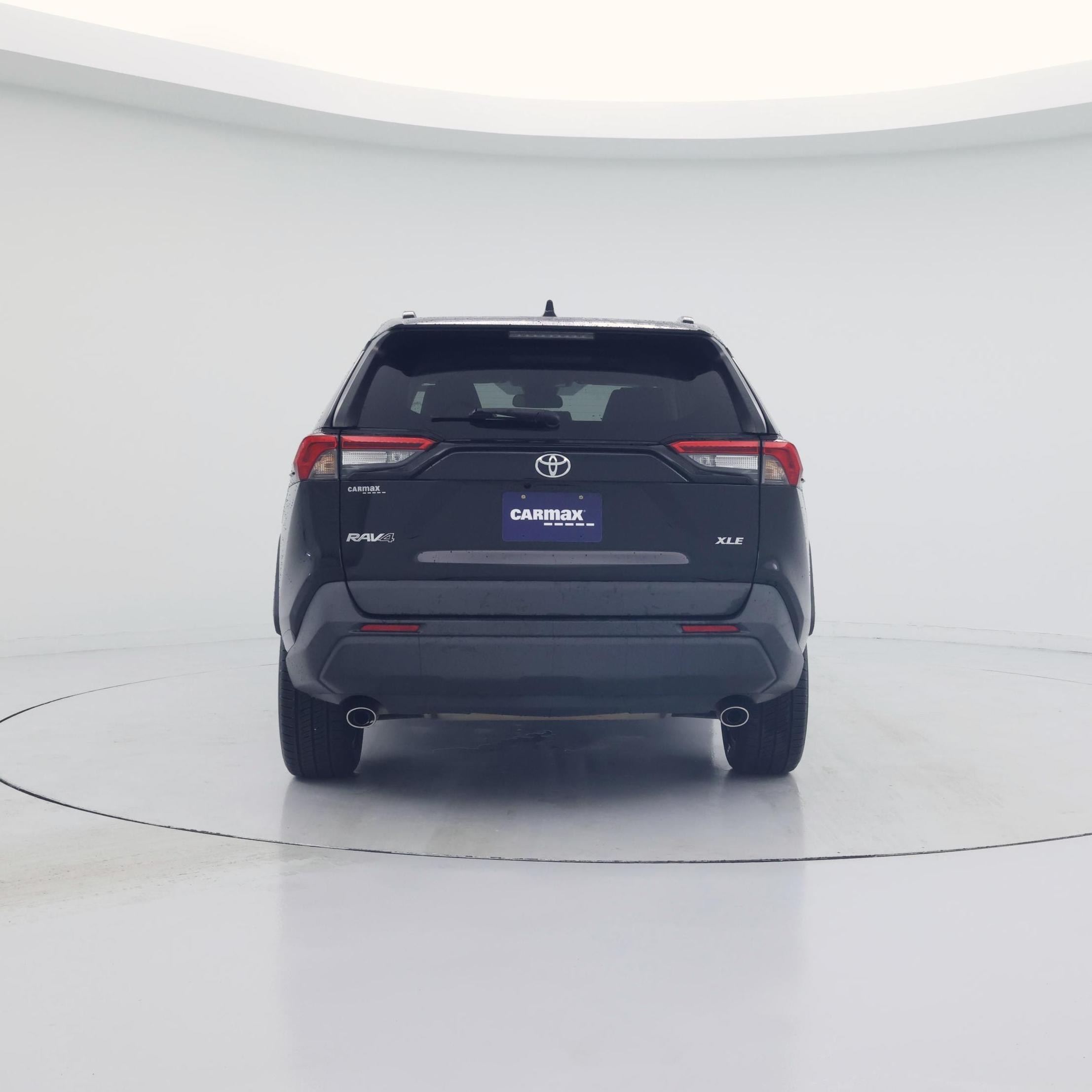 Thumbnail: 2021 Toyota RAV4 - 6