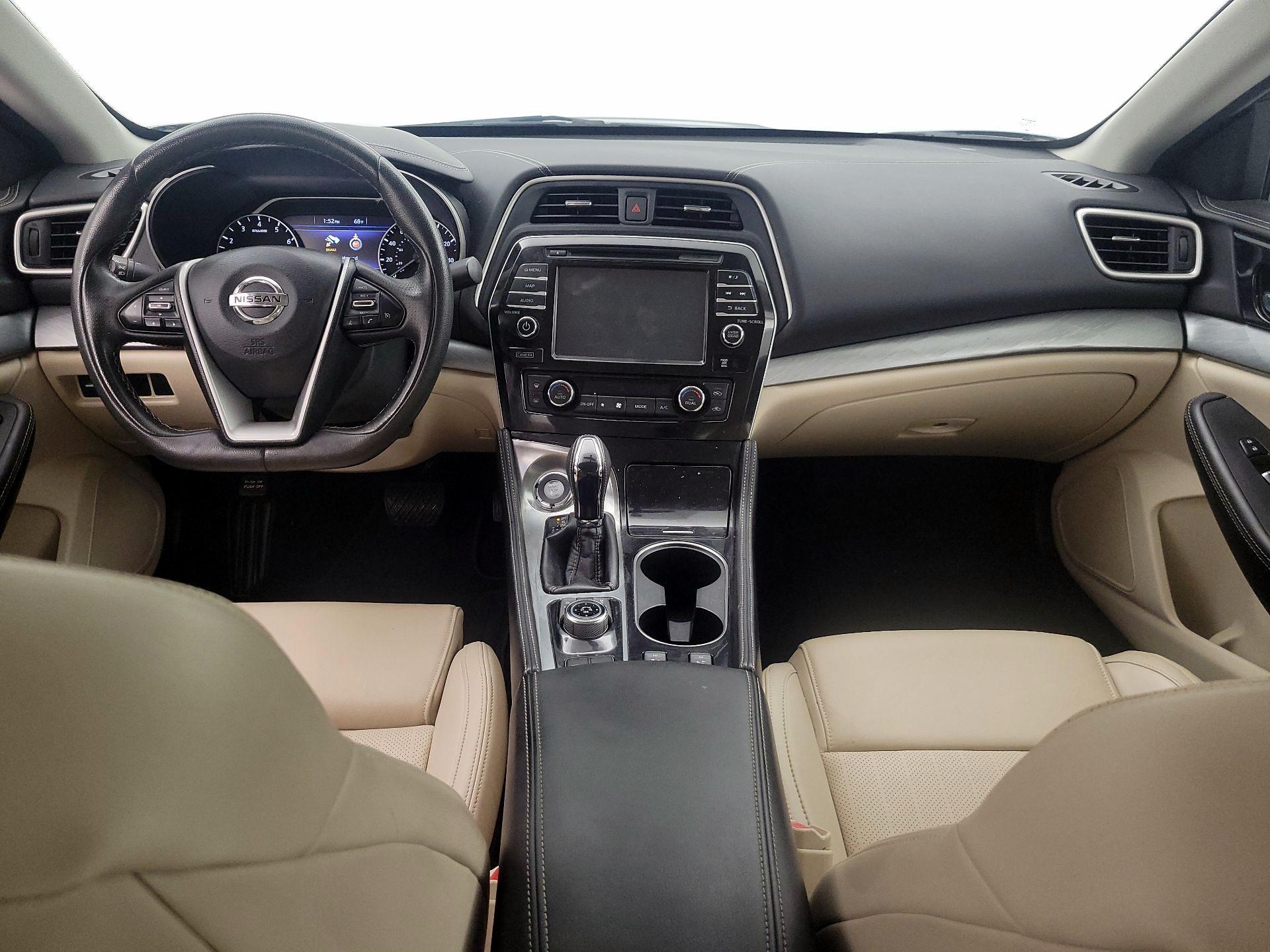 Thumbnail: 2016 Nissan Maxima - 9