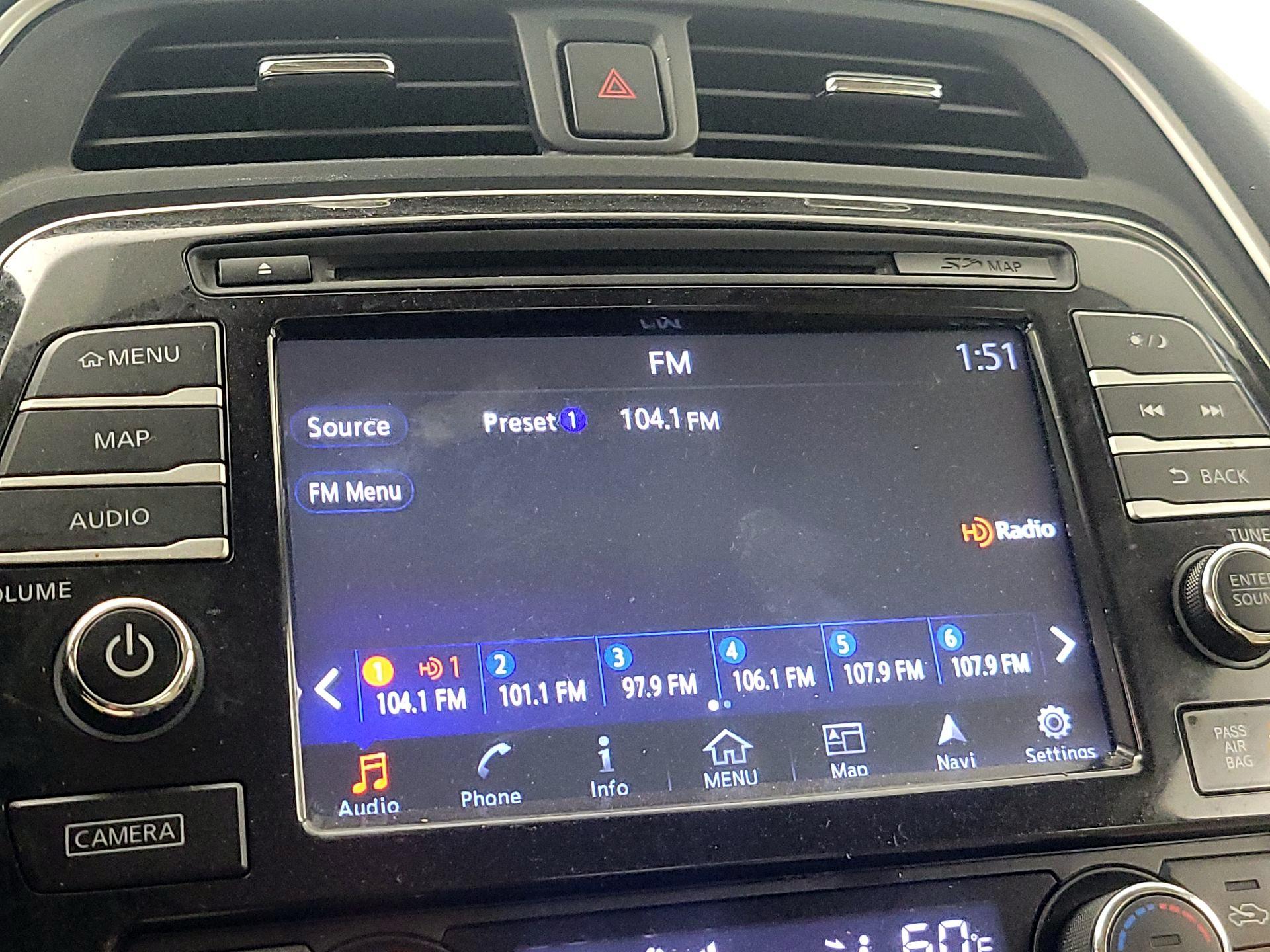 Thumbnail: 2016 Nissan Maxima - 16