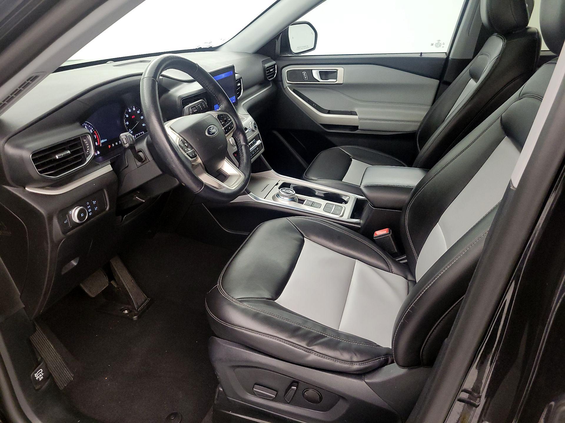 Thumbnail: 2022 Ford Explorer - 11