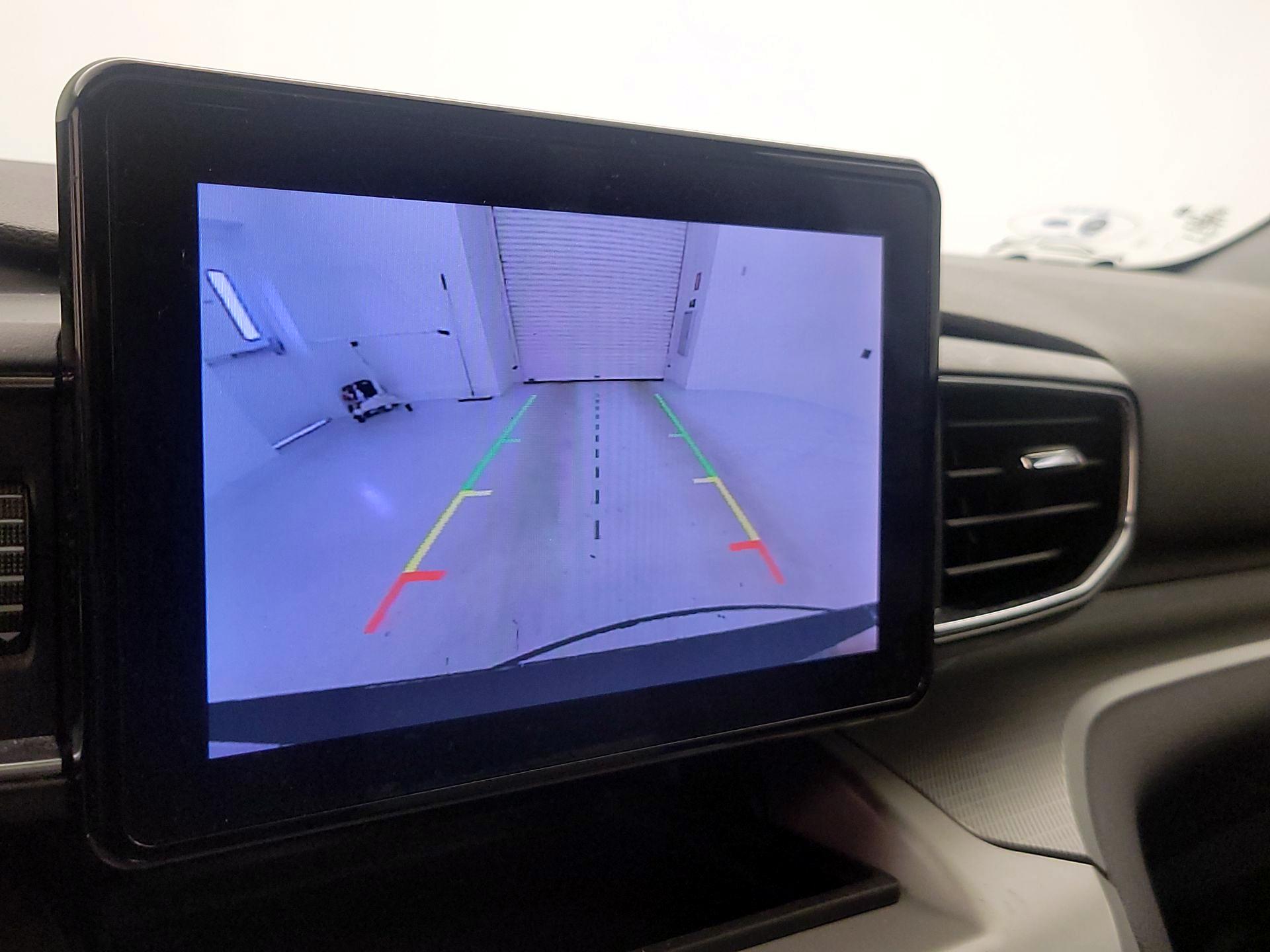 Thumbnail: 2022 Ford Explorer - 15