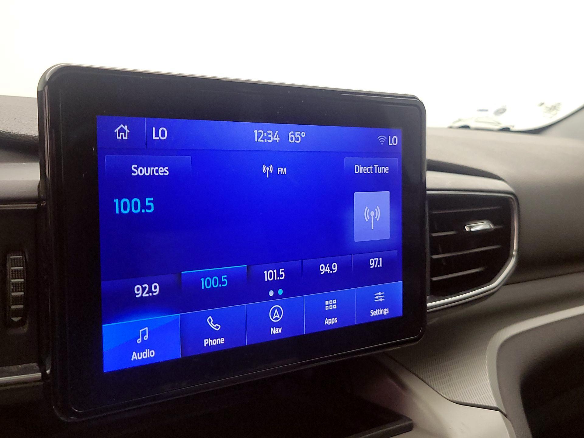 Thumbnail: 2022 Ford Explorer - 16