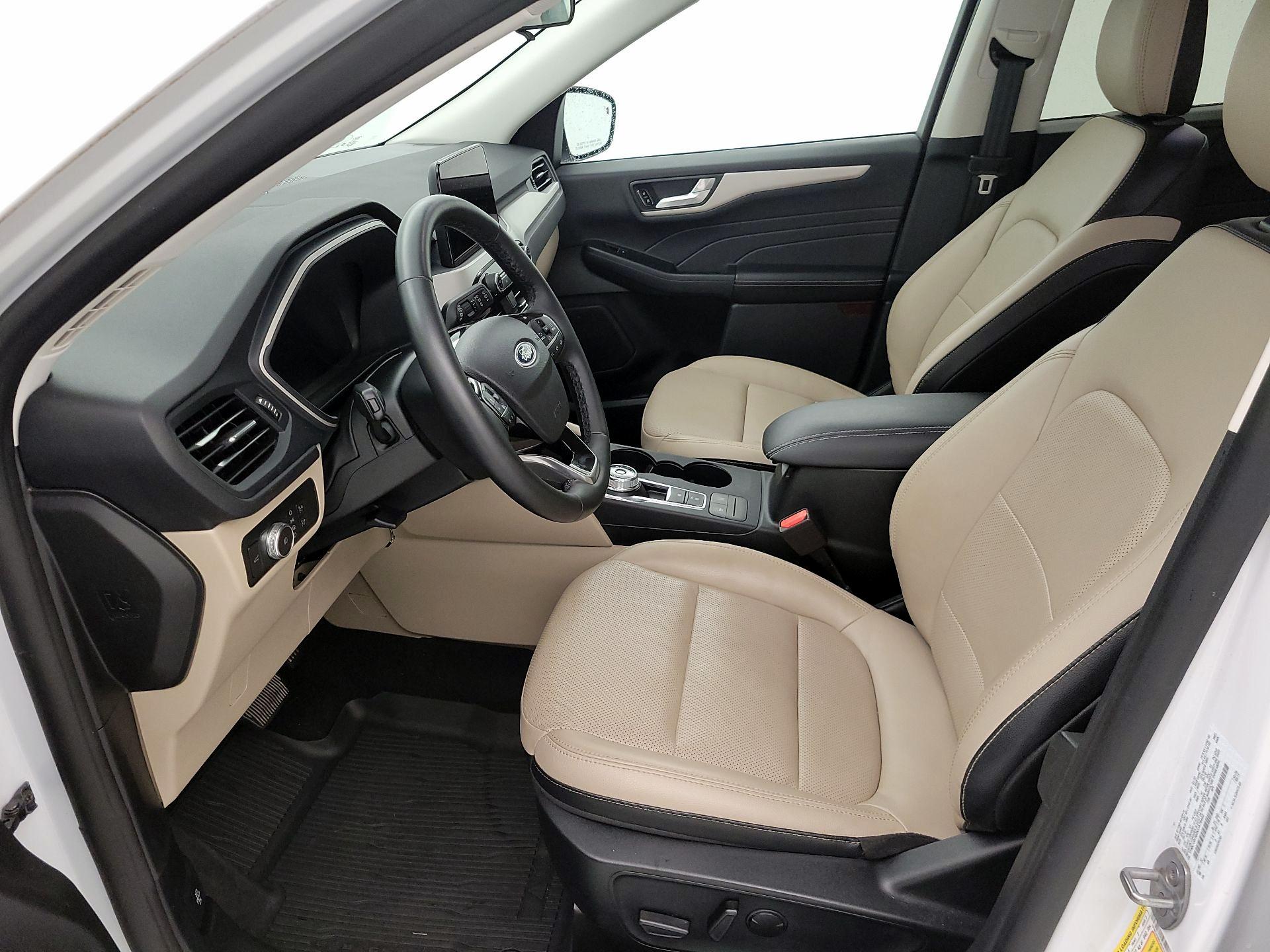 Thumbnail: 2022 Ford Escape - 11