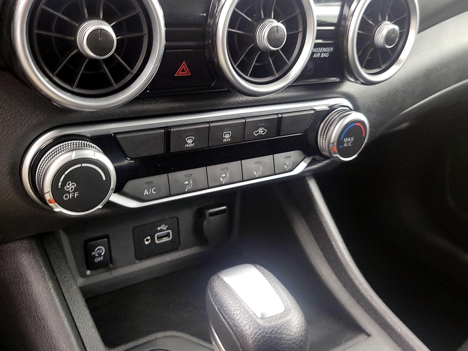 Thumbnail: 2024 Nissan Sentra - 16