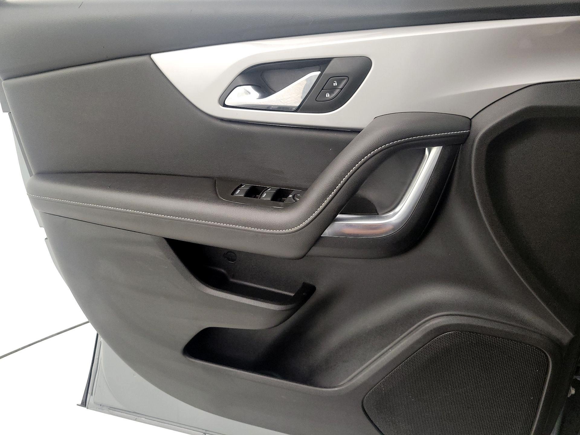 Thumbnail: 2025 Chevrolet Blazer - 12