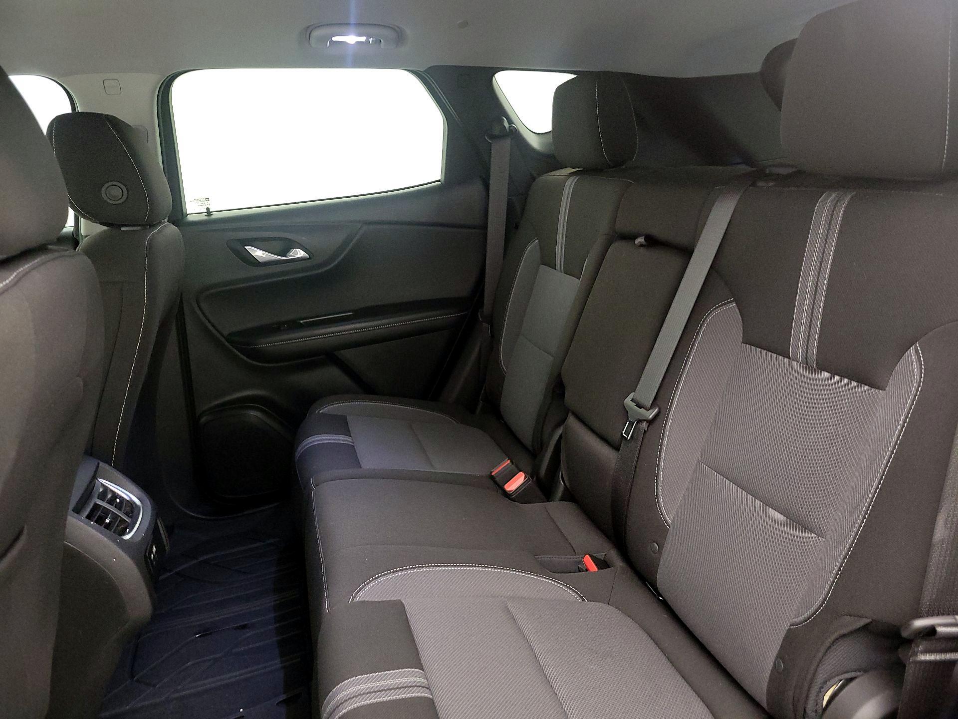 Thumbnail: 2025 Chevrolet Blazer - 19