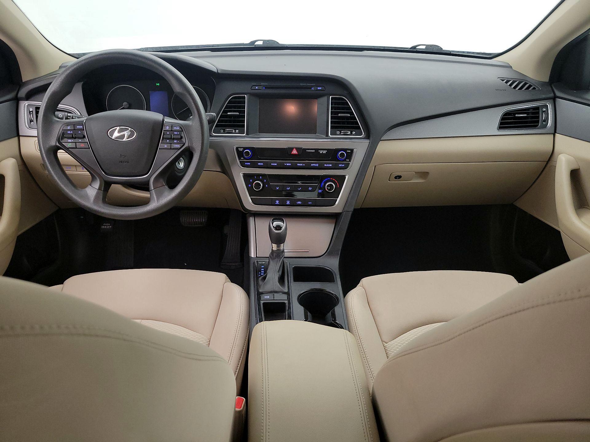 Thumbnail: 2017 Hyundai Sonata - 9